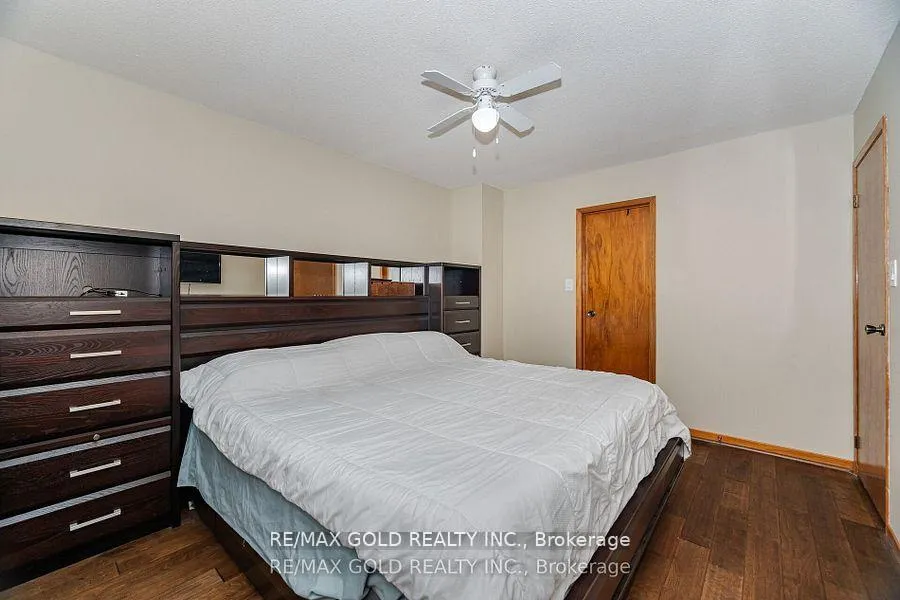 Photo 20 of 24 Terry Hill, Brampton, Heart Lake East — HOMEH
