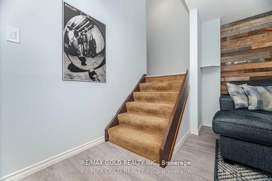 Photo 26 of 24 Terry Hill, Brampton, Heart Lake East — HOMEH