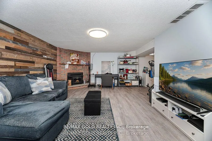 Photo 27 of 24 Terry Hill, Brampton, Heart Lake East — HOMEH