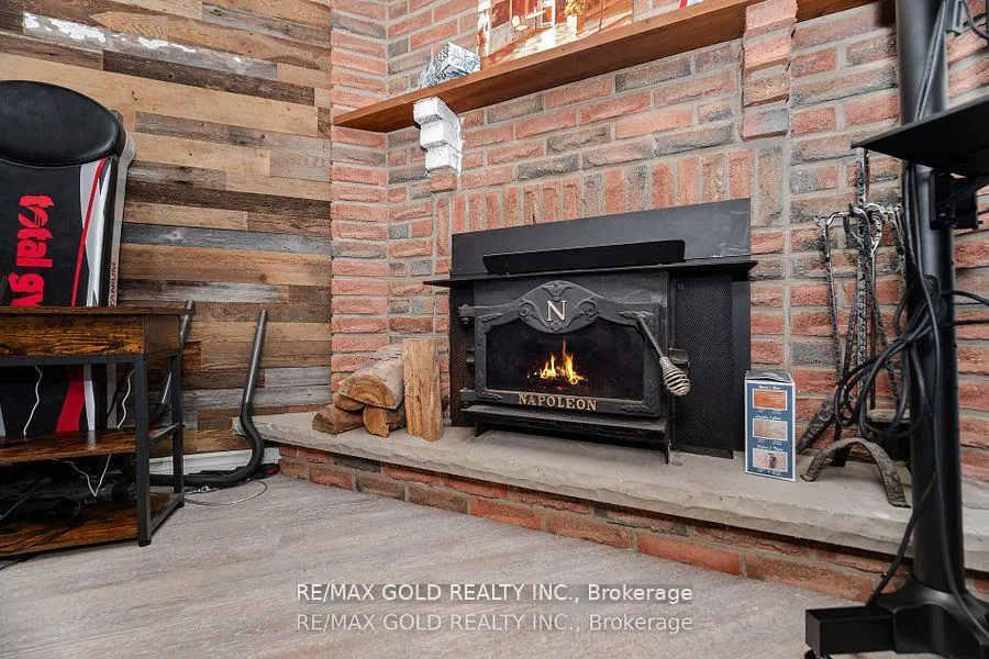 Photo 29 of 24 Terry Hill, Brampton, Heart Lake East — HOMEH