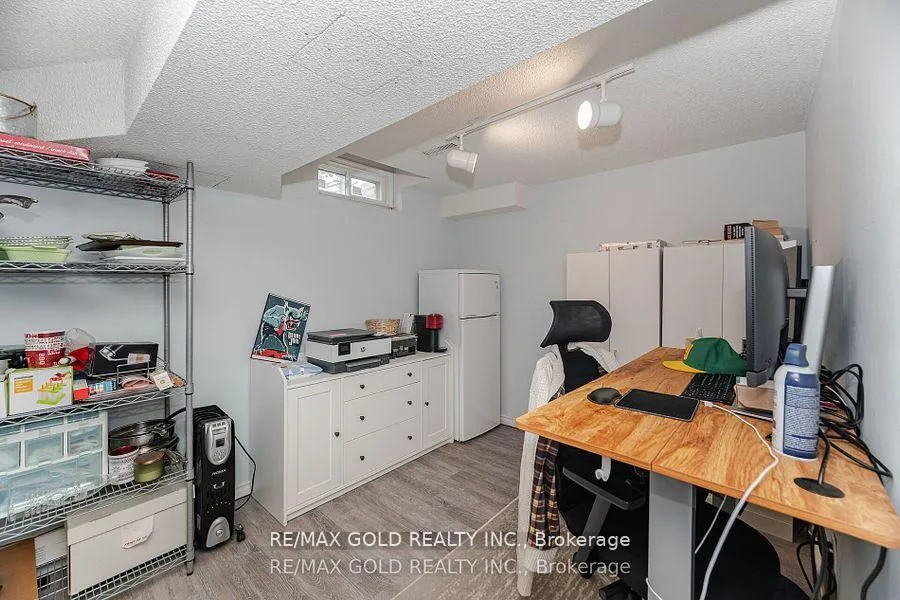 Photo 30 of 24 Terry Hill, Brampton, Heart Lake East — HOMEH