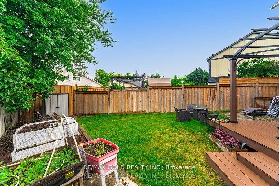 Photo 38 of 24 Terry Hill, Brampton, Heart Lake East — HOMEH