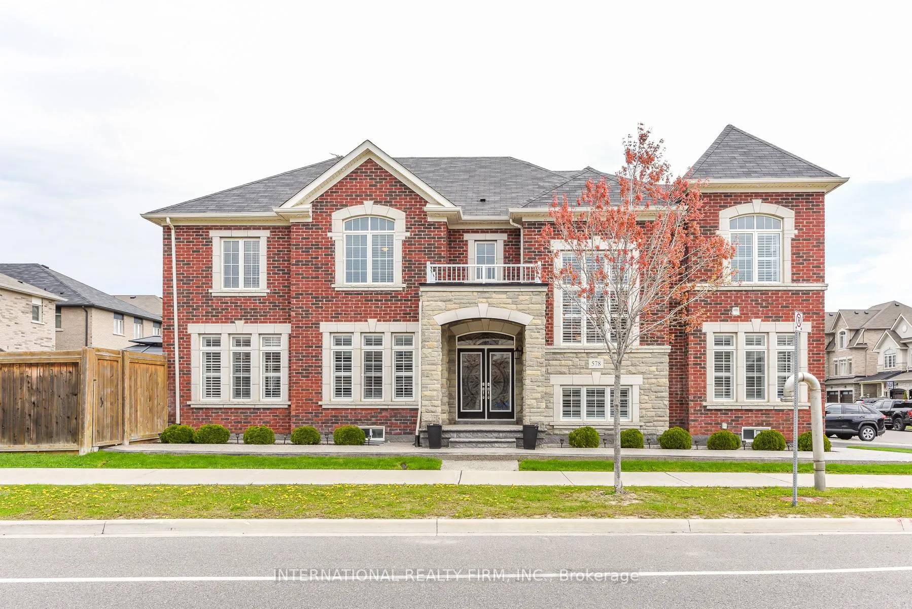 Photo 1 of 578 Dougall Avenue, Caledon, Rural Caledon — HOMEH