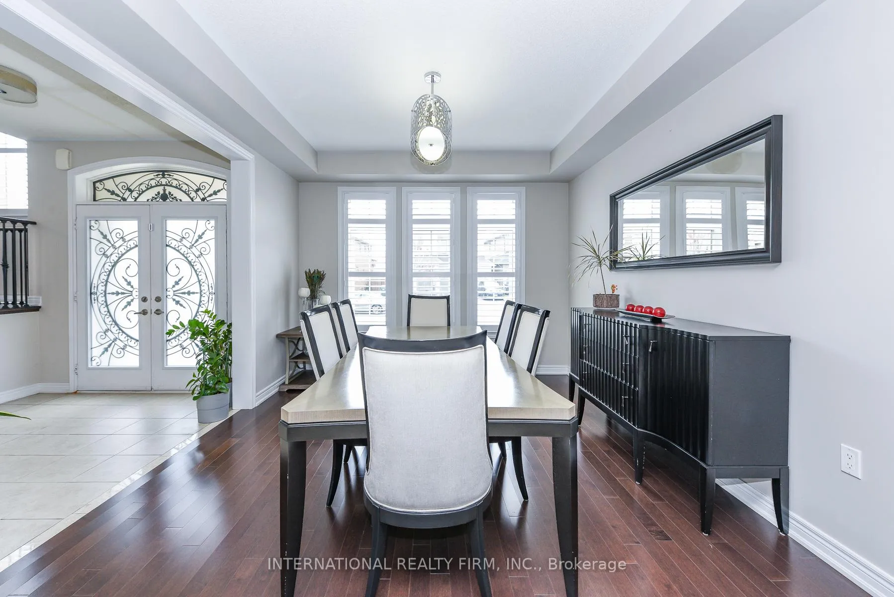 Photo 6 of 578 Dougall Avenue, Caledon, Rural Caledon — HOMEH