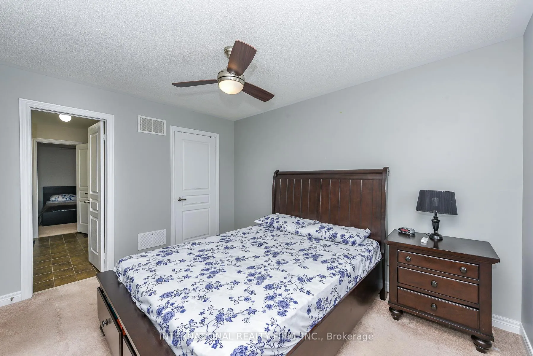 Photo 16 of 578 Dougall Avenue, Caledon, Rural Caledon — HOMEH