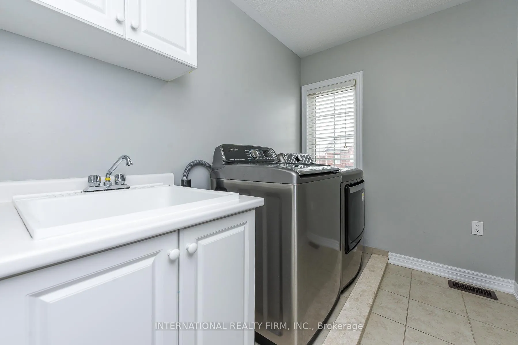 Photo 19 of 578 Dougall Avenue, Caledon, Rural Caledon — HOMEH