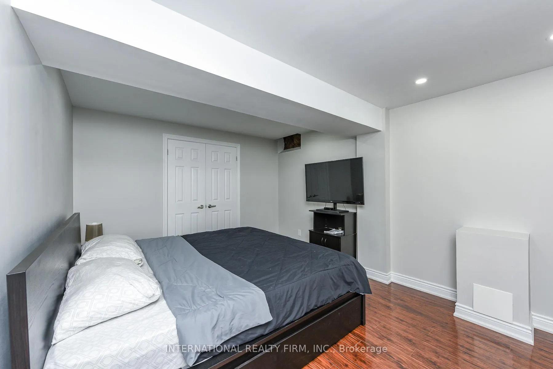 Photo 27 of 578 Dougall Avenue, Caledon, Rural Caledon — HOMEH