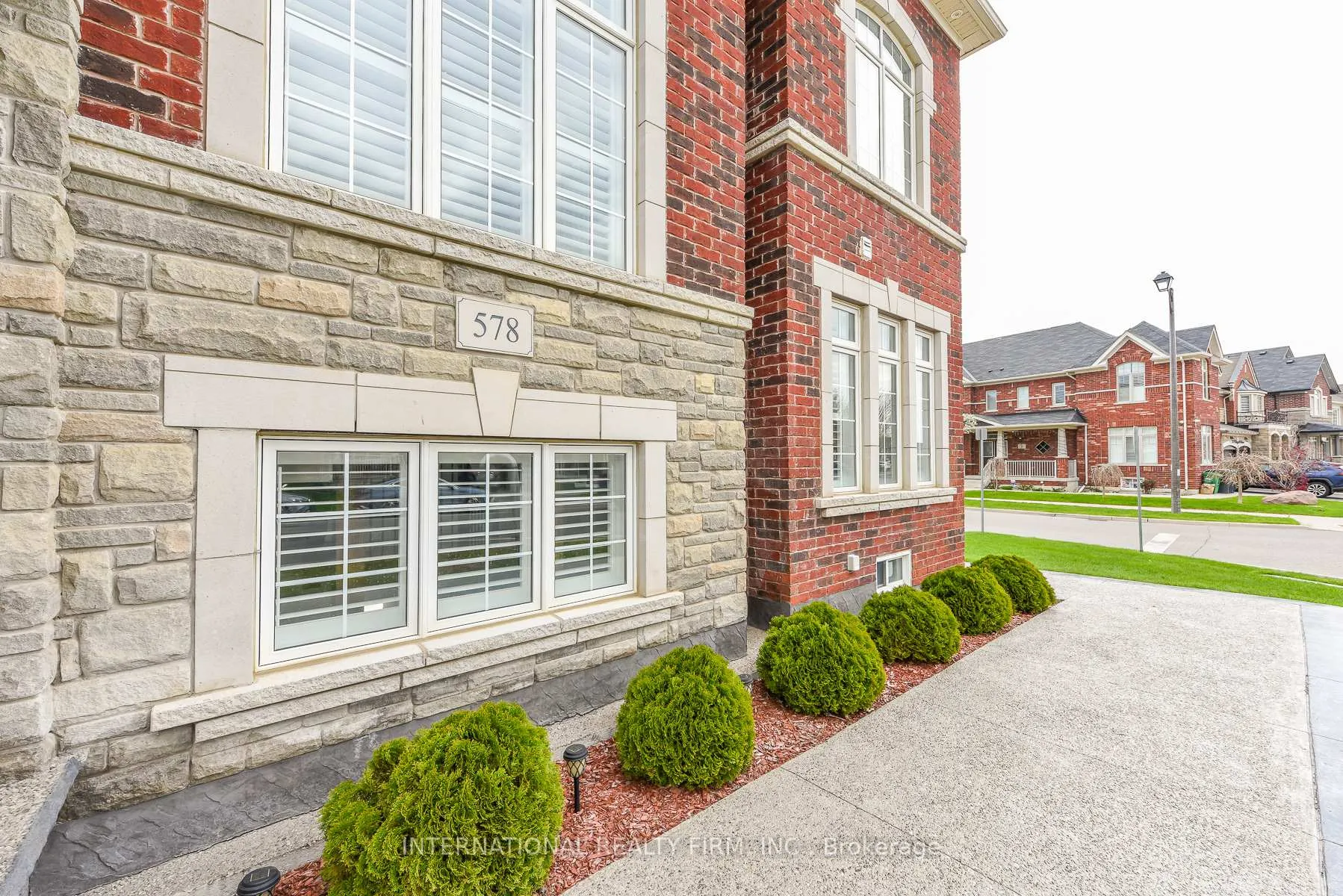Photo 31 of 578 Dougall Avenue, Caledon, Rural Caledon — HOMEH