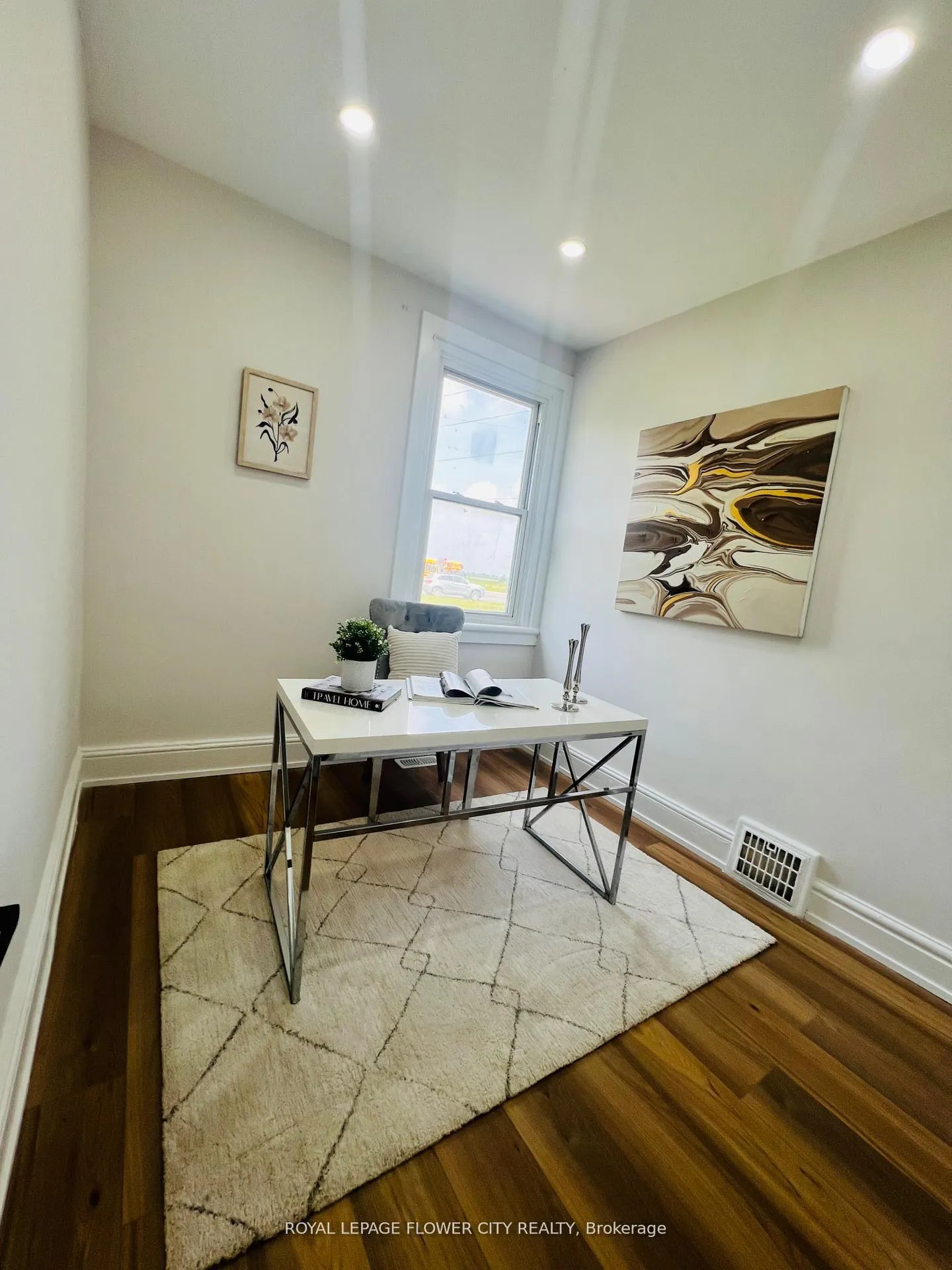 Photo 11 of 4509 White Oak Road, London, South W — HOMEH