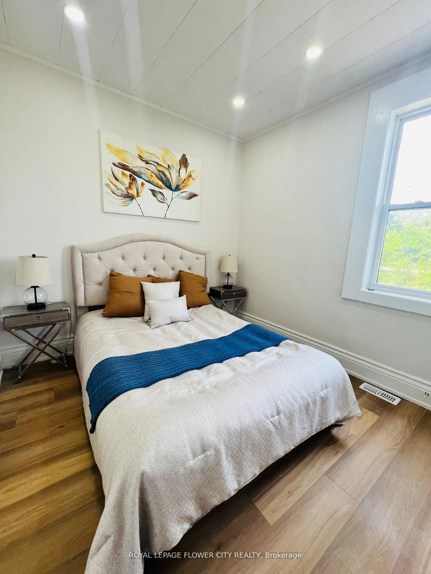 Photo 12 of 4509 White Oak Road, London, South W — HOMEH