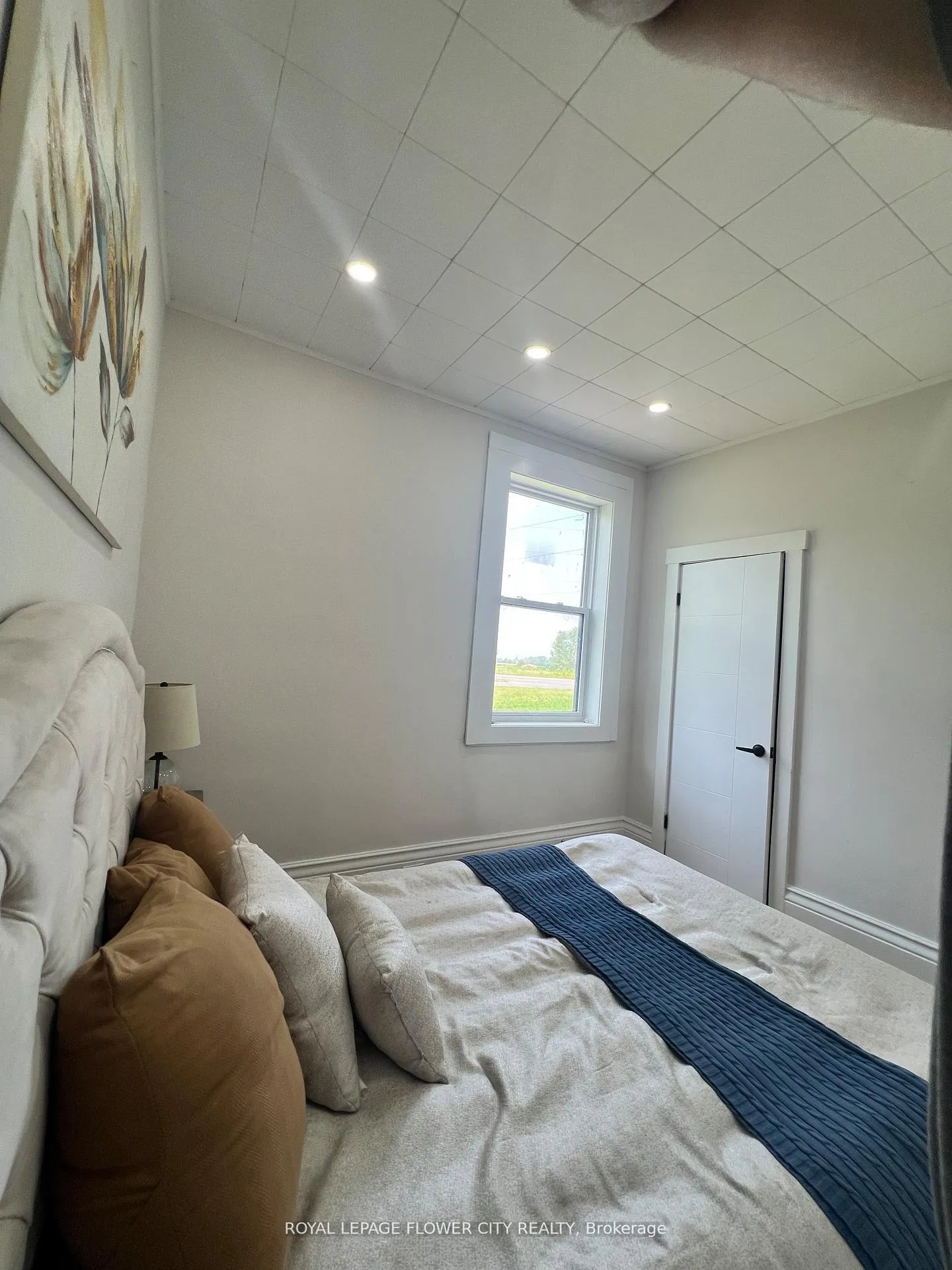Photo 13 of 4509 White Oak Road, London, South W — HOMEH