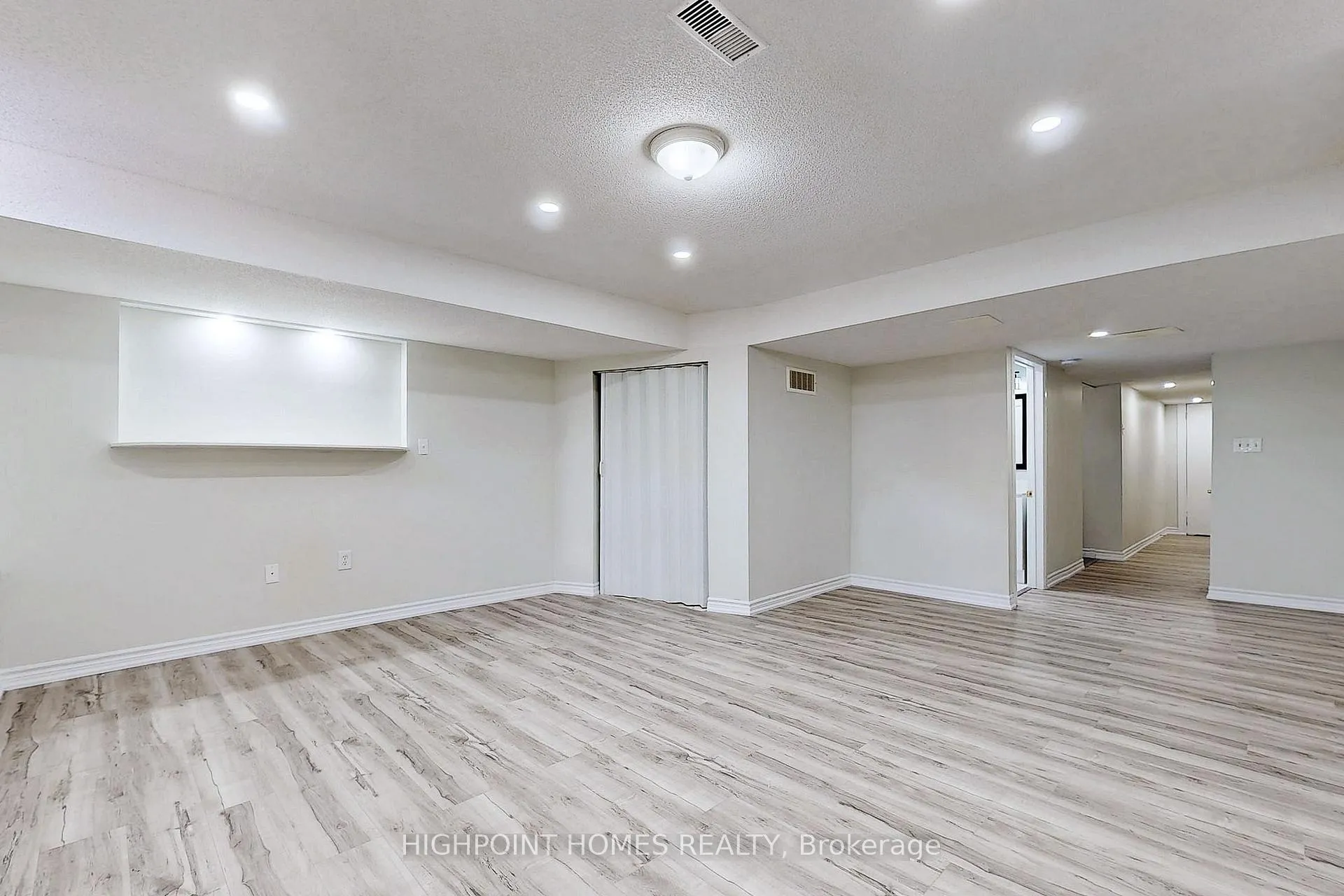 Photo 9 of 8 Martree Crescent, Brampton, Madoc — HOMEH