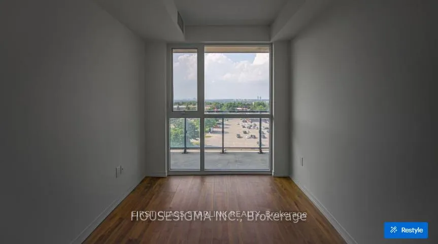 Photo 8 of Unit 805, 3237 Bayview Avenue, North York, Bayview Village — HOMEH