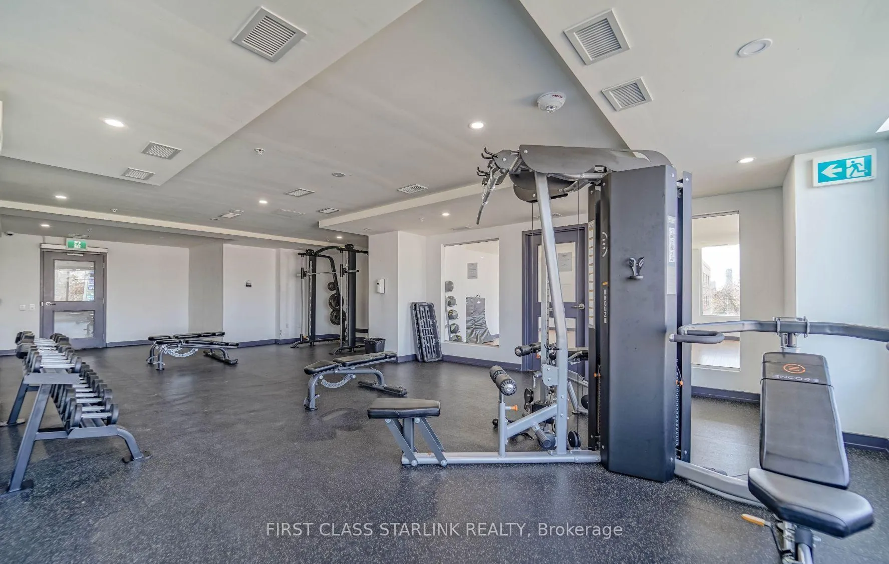 Photo 10 of Unit 805, 3237 Bayview Avenue, North York, Bayview Village — HOMEH