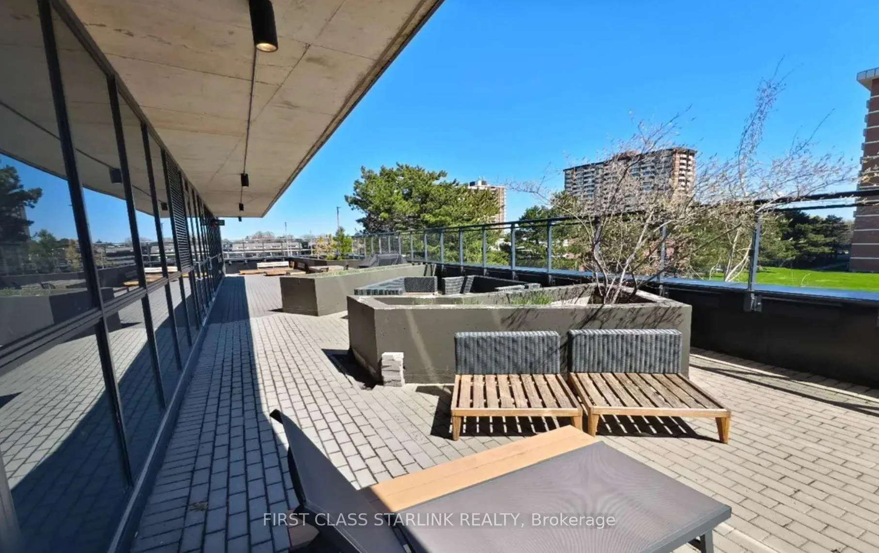 Photo 16 of Unit 805, 3237 Bayview Avenue, North York, Bayview Village — HOMEH