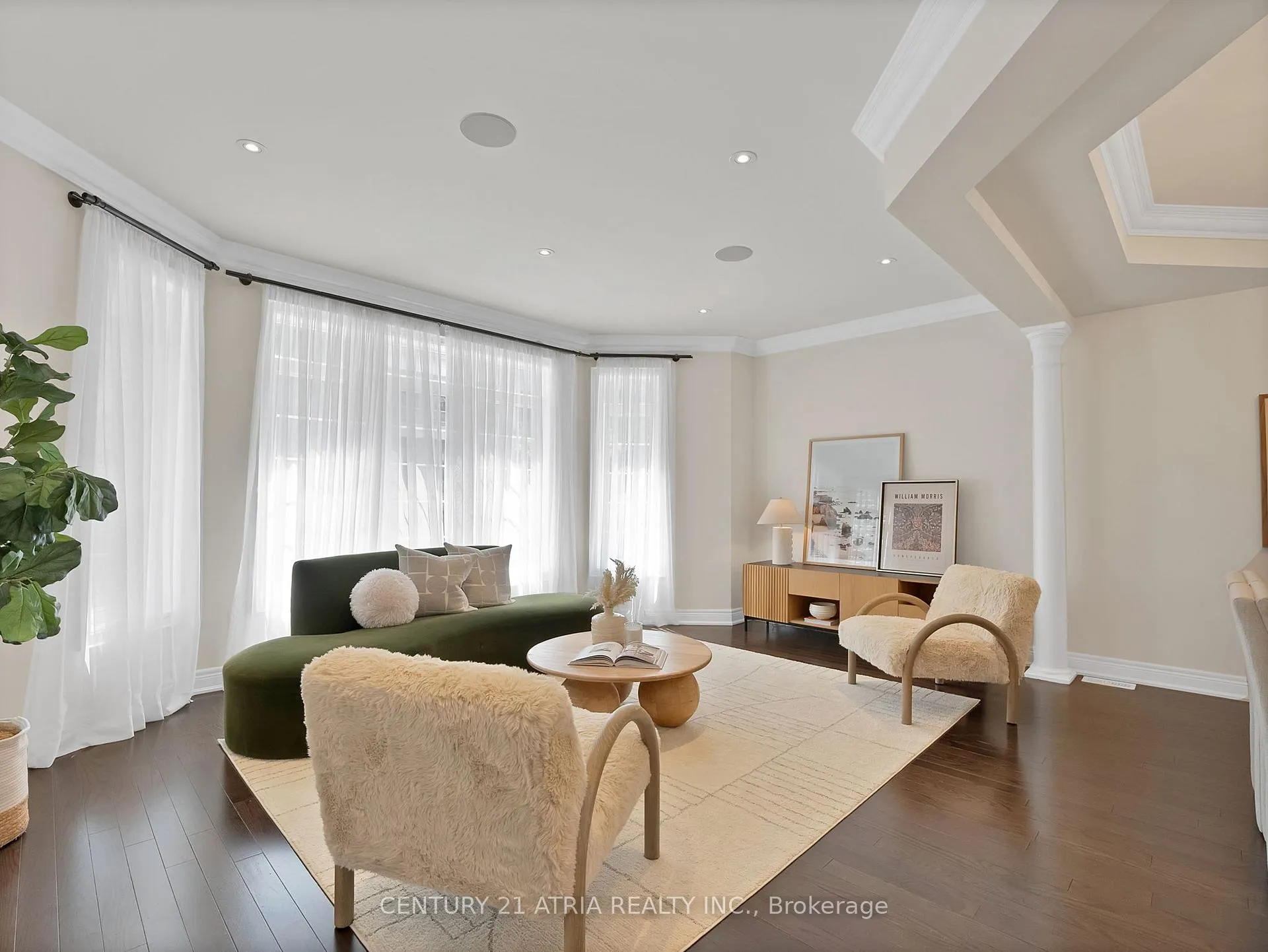 Photo 2 of 33 Bloorview Place, North York, Don Valley Village — HOMEH