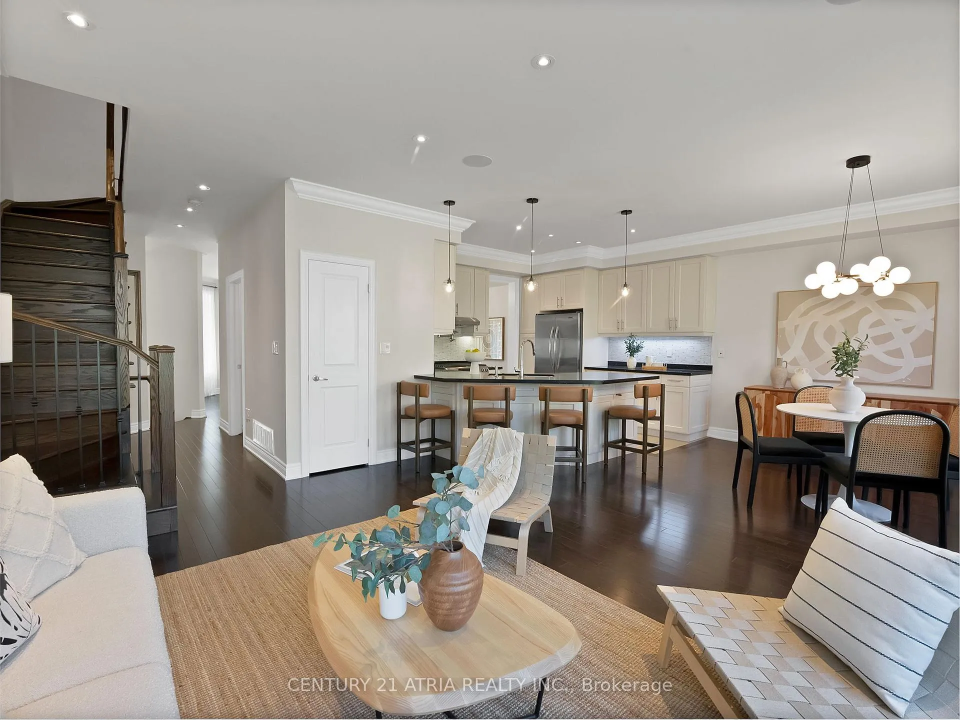 Photo 10 of 33 Bloorview Place, North York, Don Valley Village — HOMEH