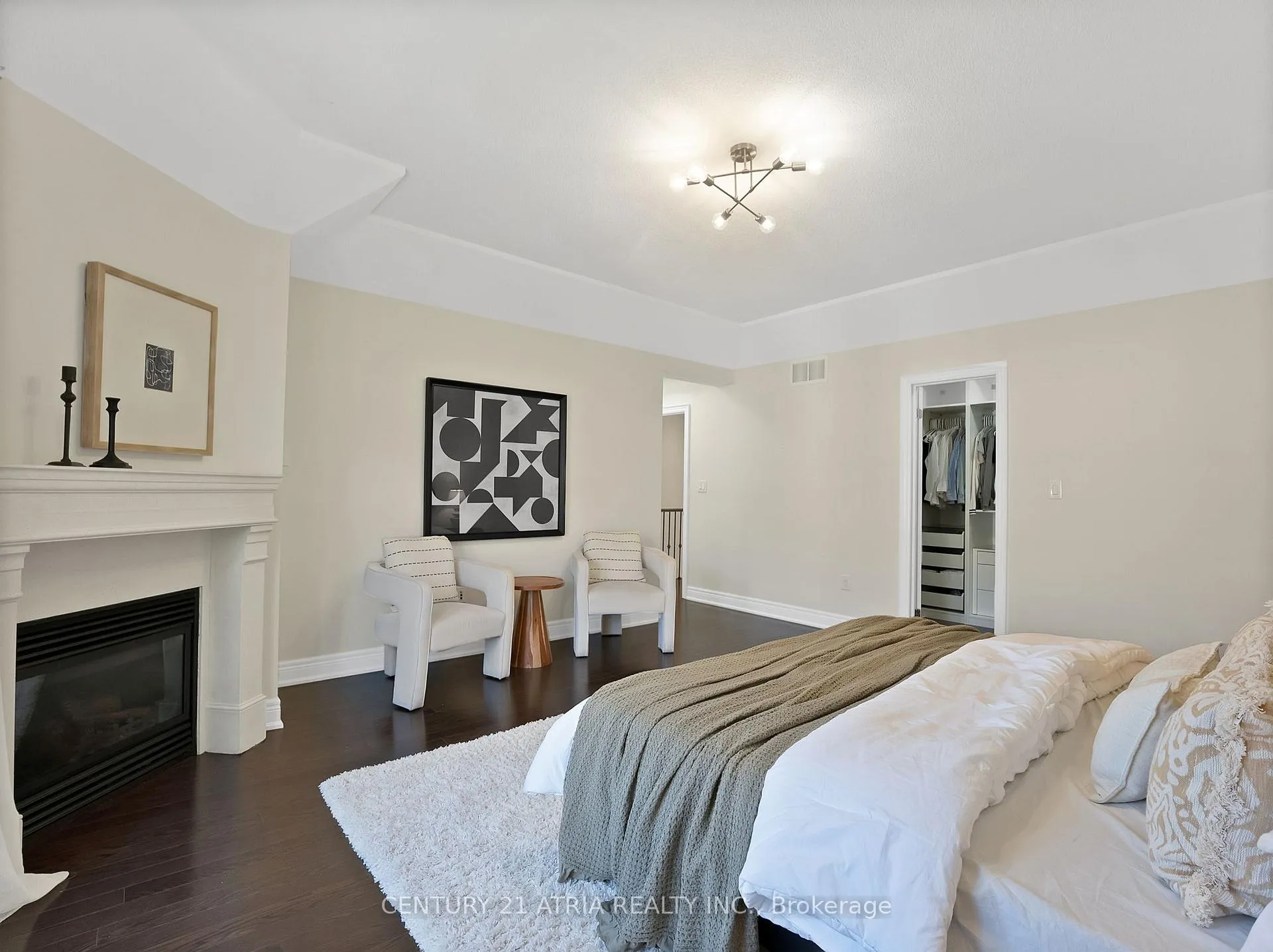 Photo 19 of 33 Bloorview Place, North York, Don Valley Village — HOMEH