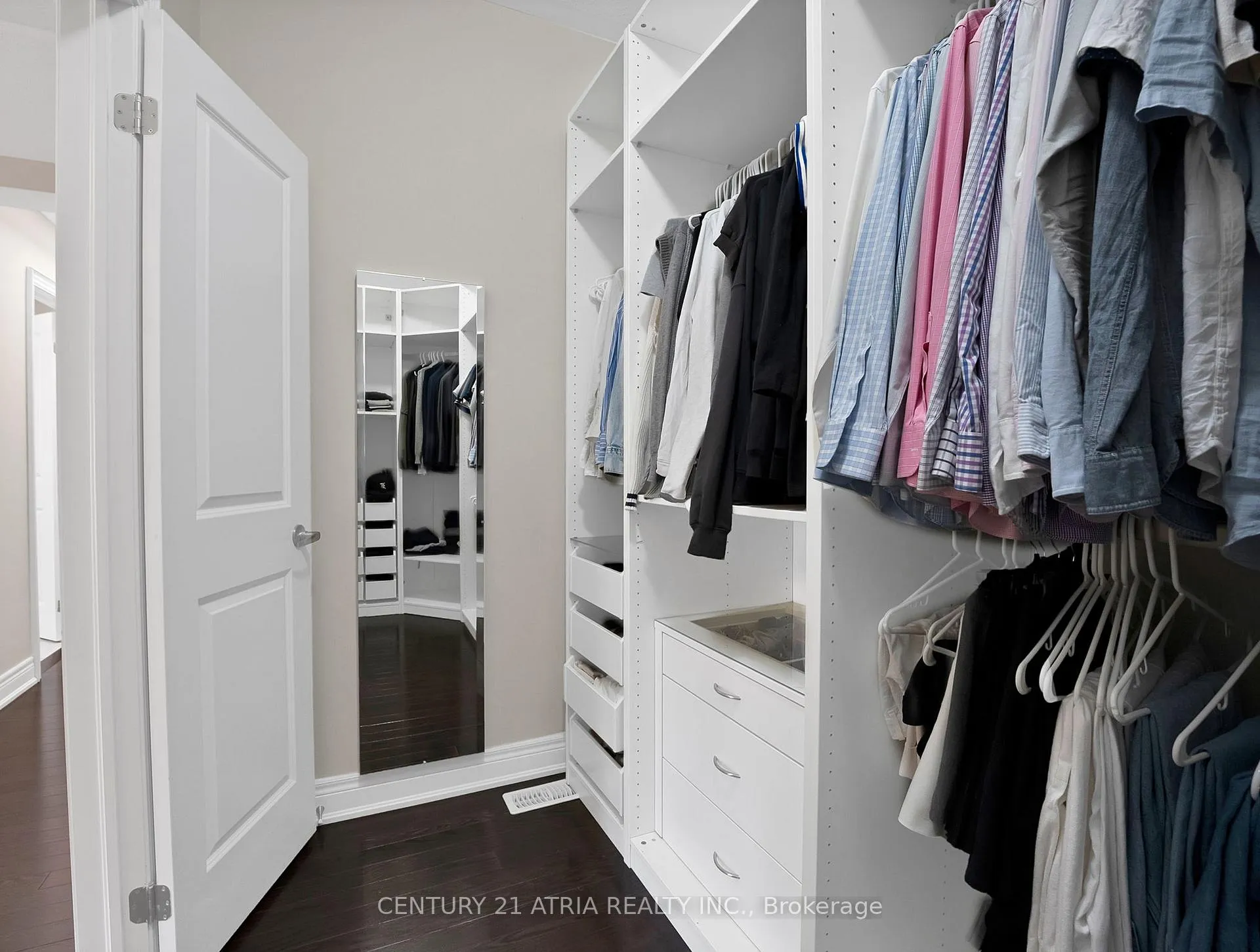 Photo 26 of 33 Bloorview Place, North York, Don Valley Village — HOMEH