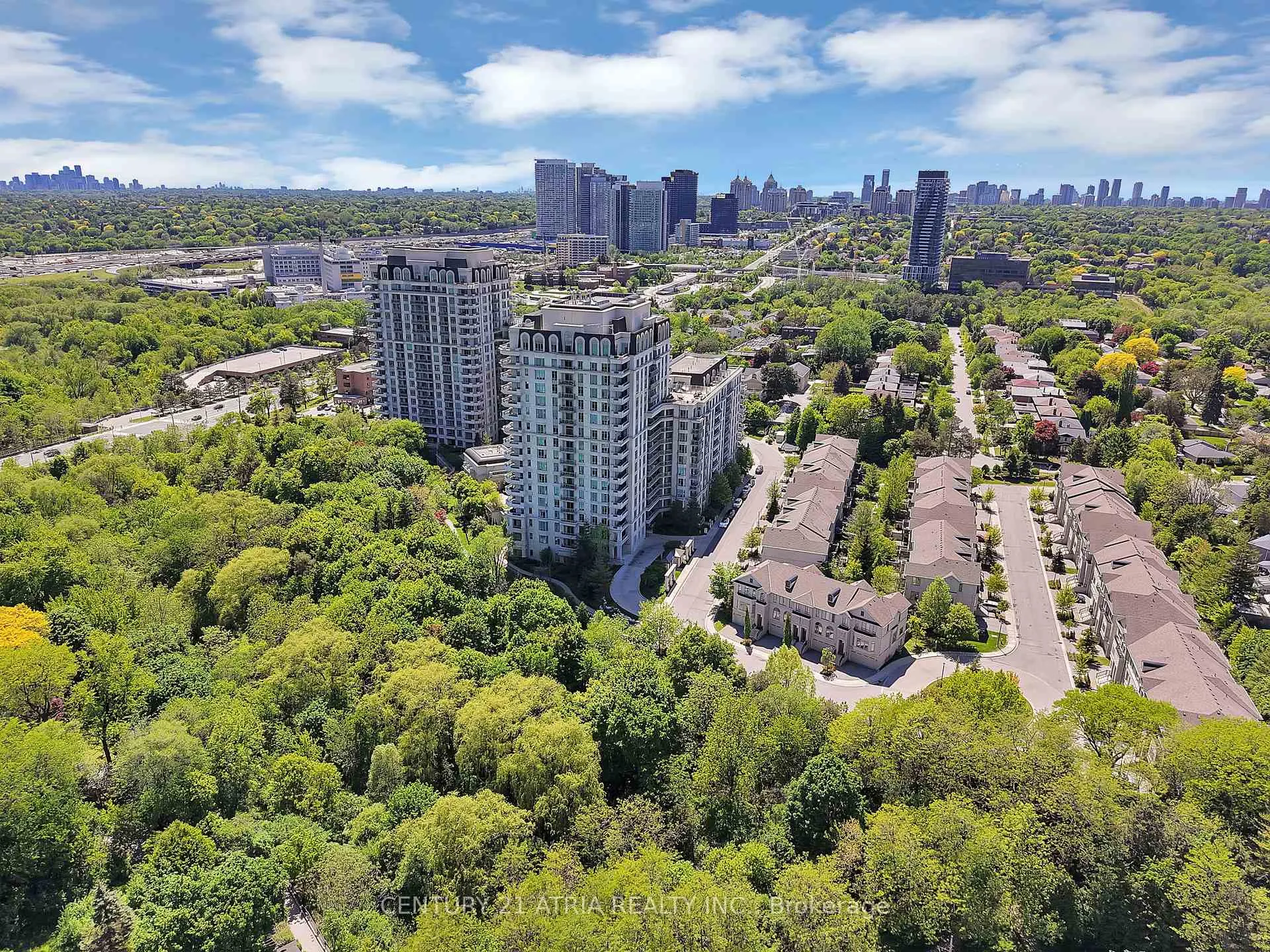 Photo 43 of 33 Bloorview Place, North York, Don Valley Village — HOMEH