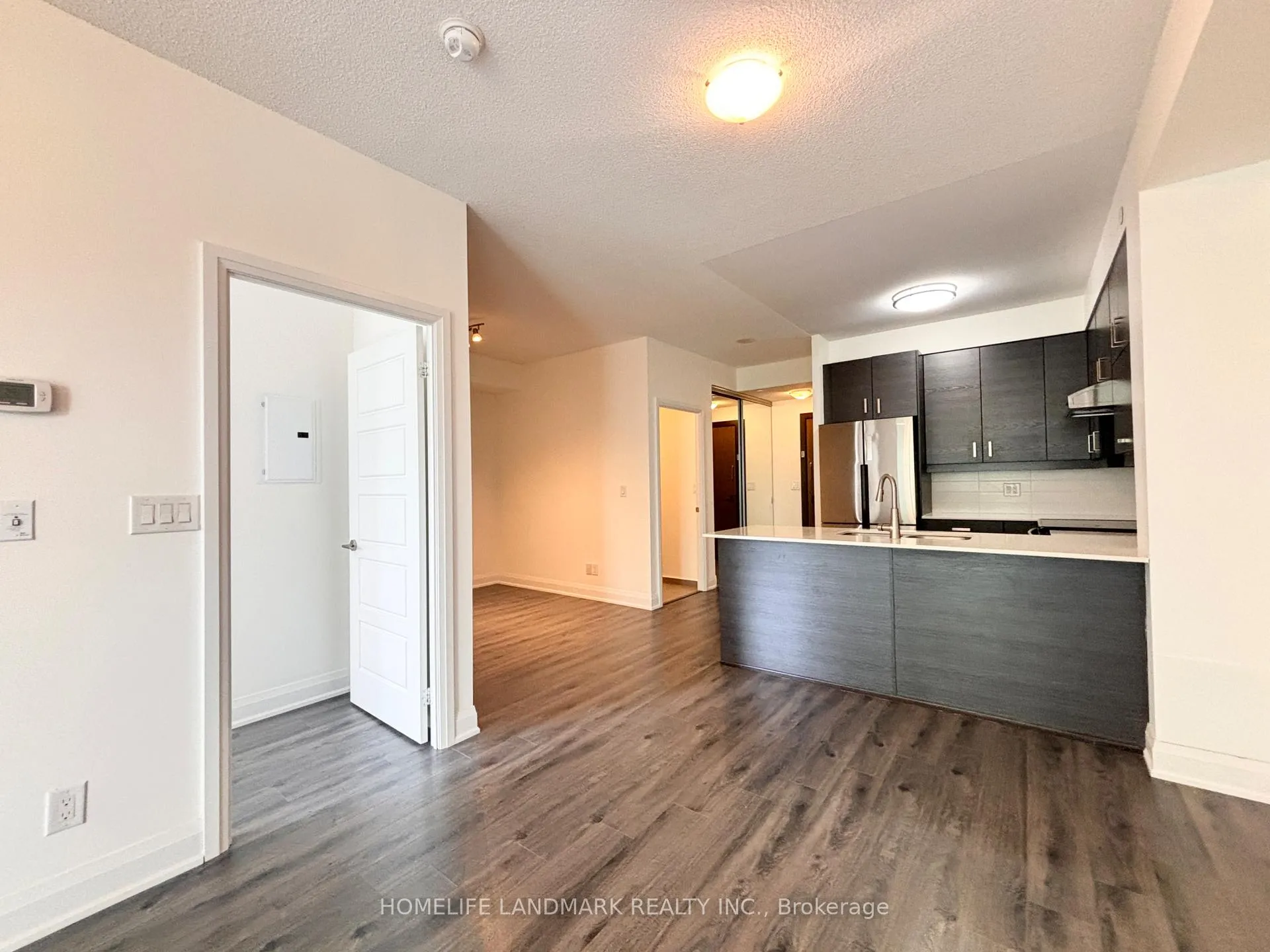 Photo 17 of Unit 207, 1 Uptown Drive, Markham, Unionville — HOMEH