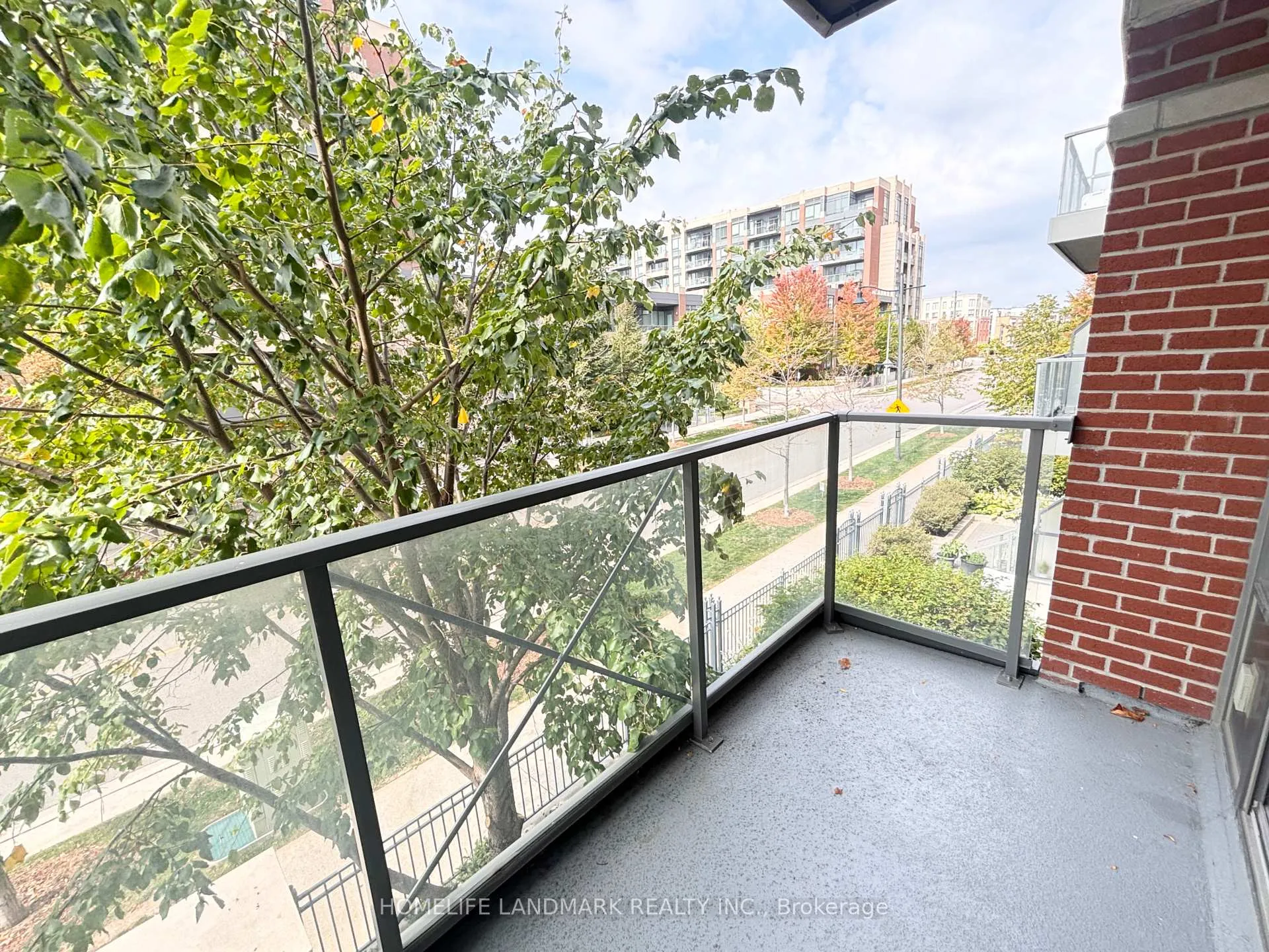 Photo 44 of Unit 207, 1 Uptown Drive, Markham, Unionville — HOMEH