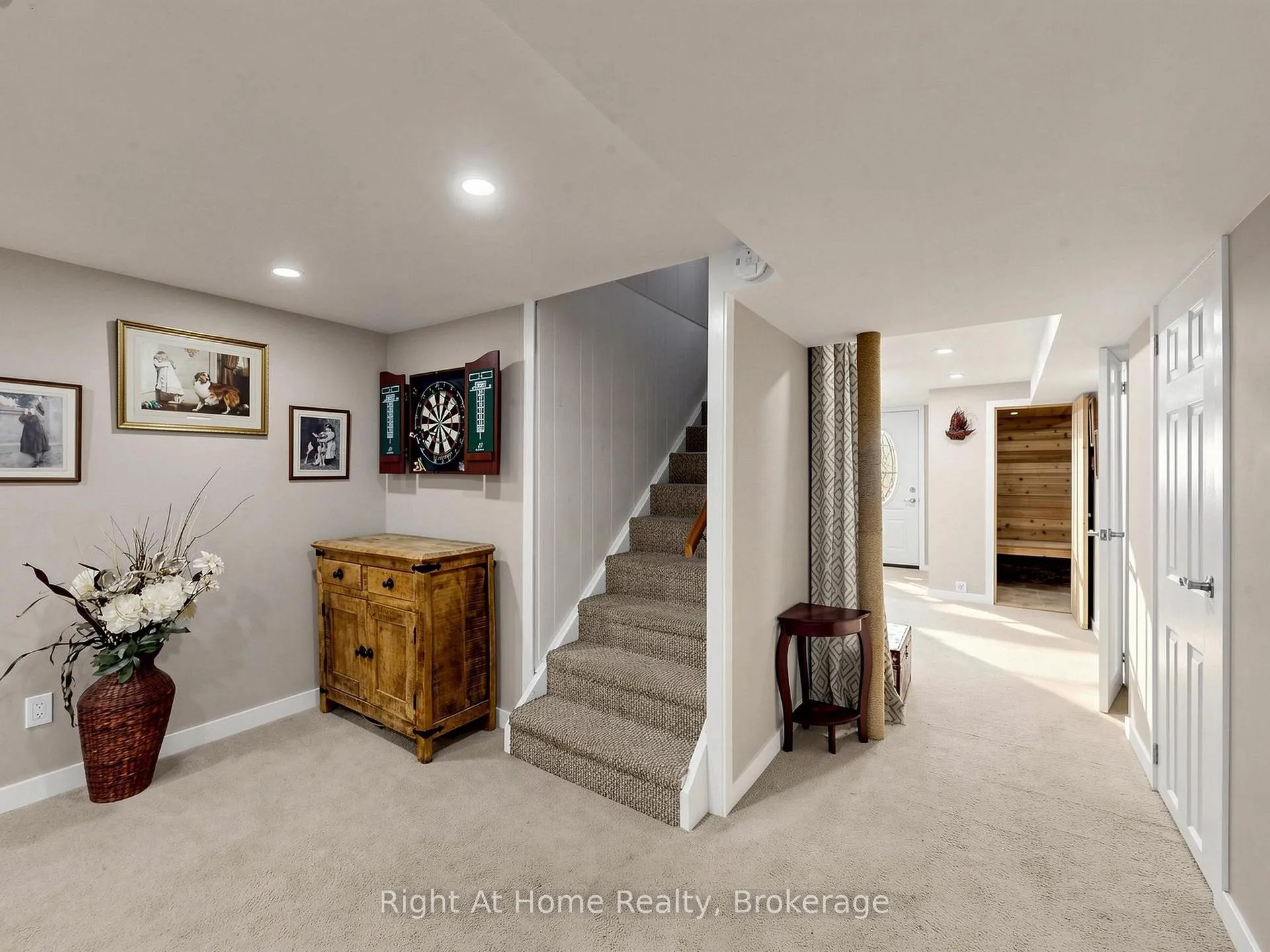 Photo 23 of 354 5th Concession Road W, Hamilton, Rural Flamborough — HOMEH