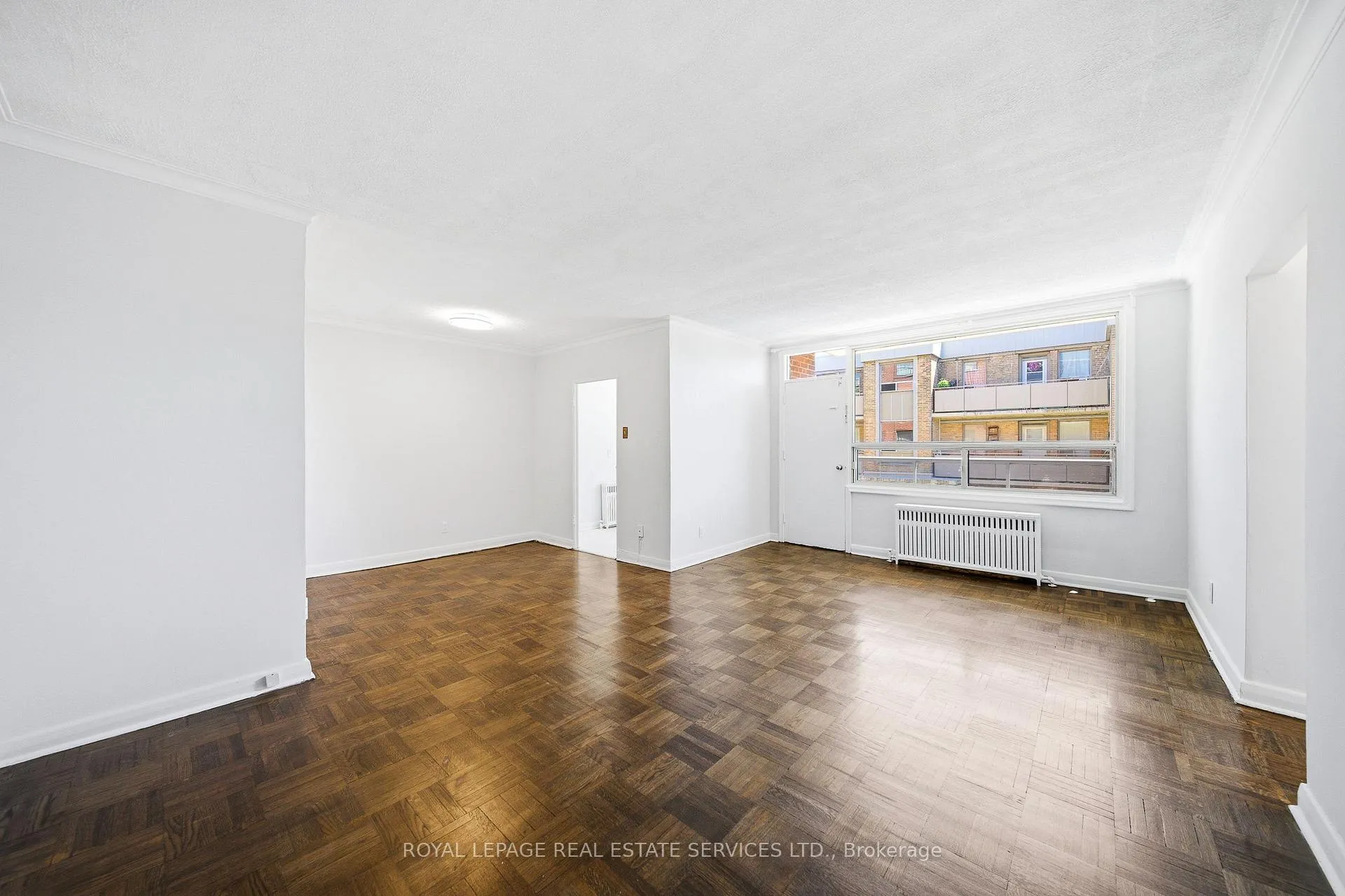 Photo 7 of Unit 104, 172 Berry Road, Etobicoke, Stonegate-Queensway — HOMEH