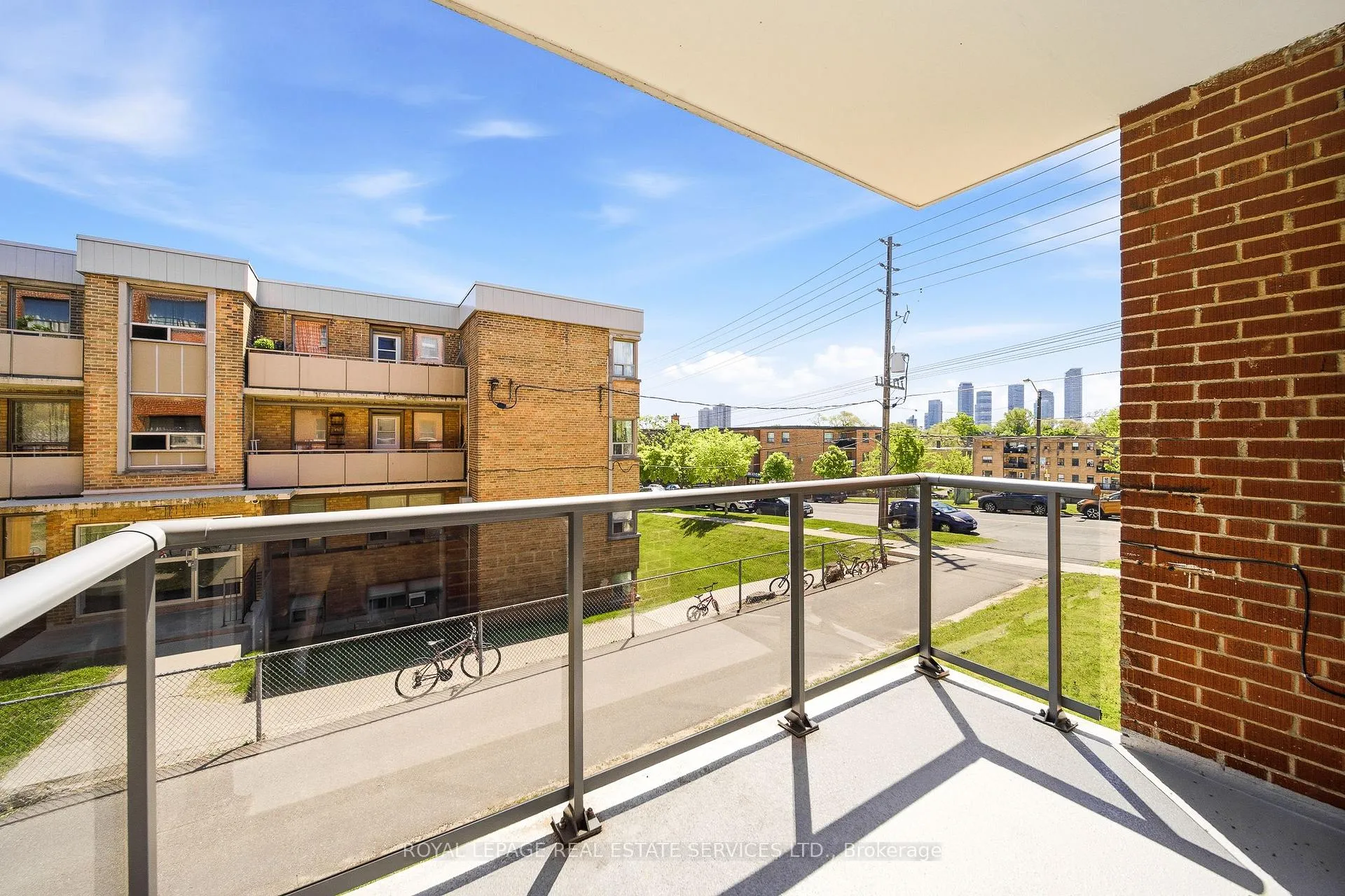 Photo 18 of Unit 104, 172 Berry Road, Etobicoke, Stonegate-Queensway — HOMEH