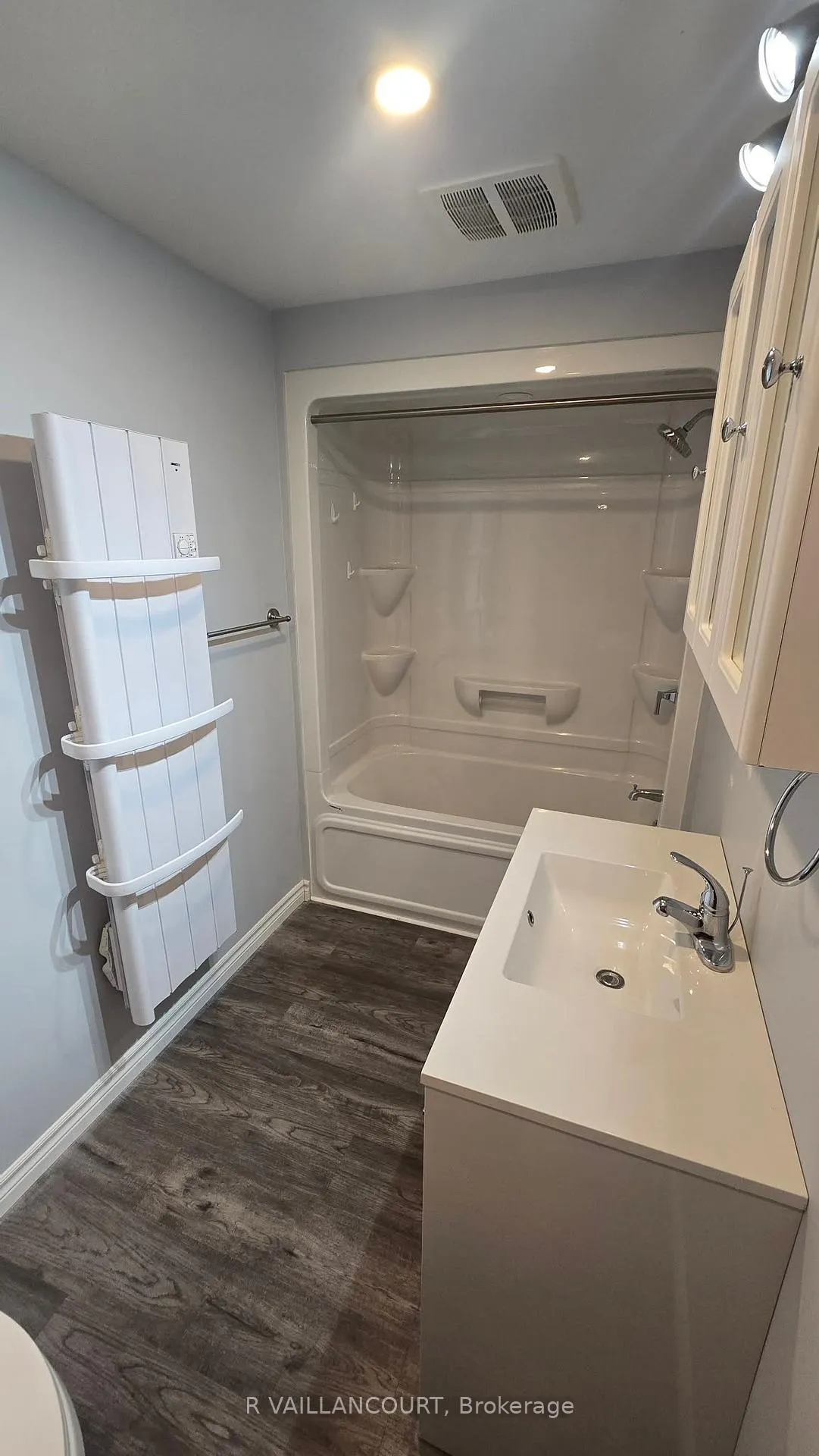 Photo 39 of Unit A & B, 46 William Street, North Glengarry, Alexandria — HOMEH