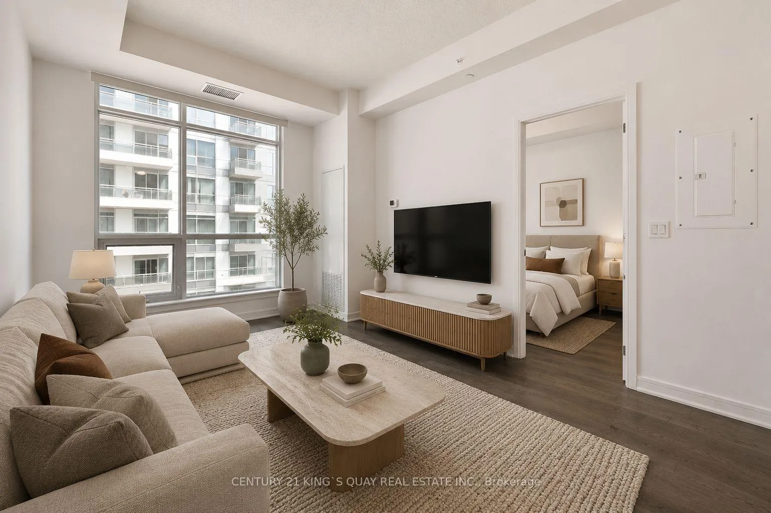 Front of Unit SE811, 9199 Yonge Street