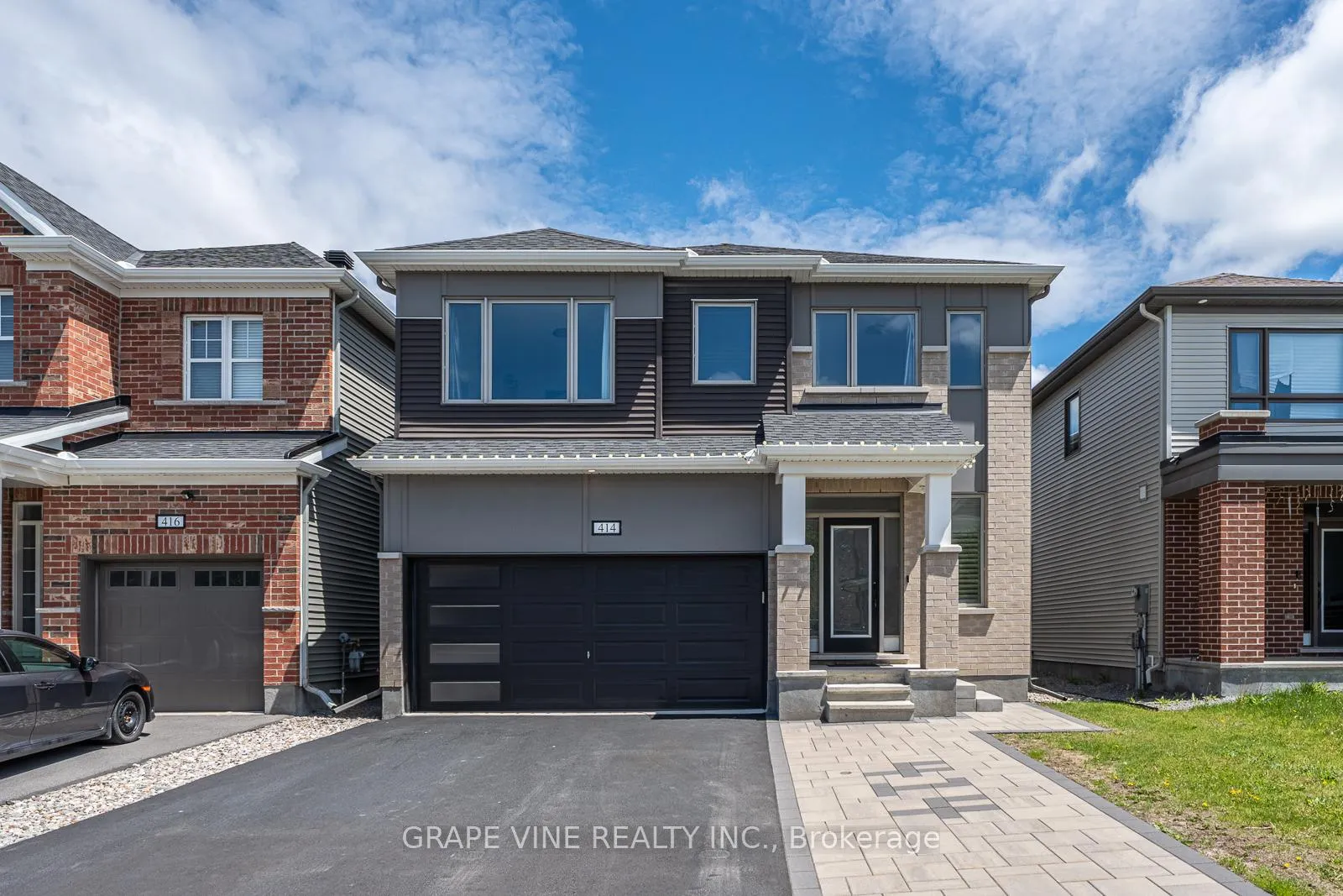 Front of 414 Aphelion Crescent