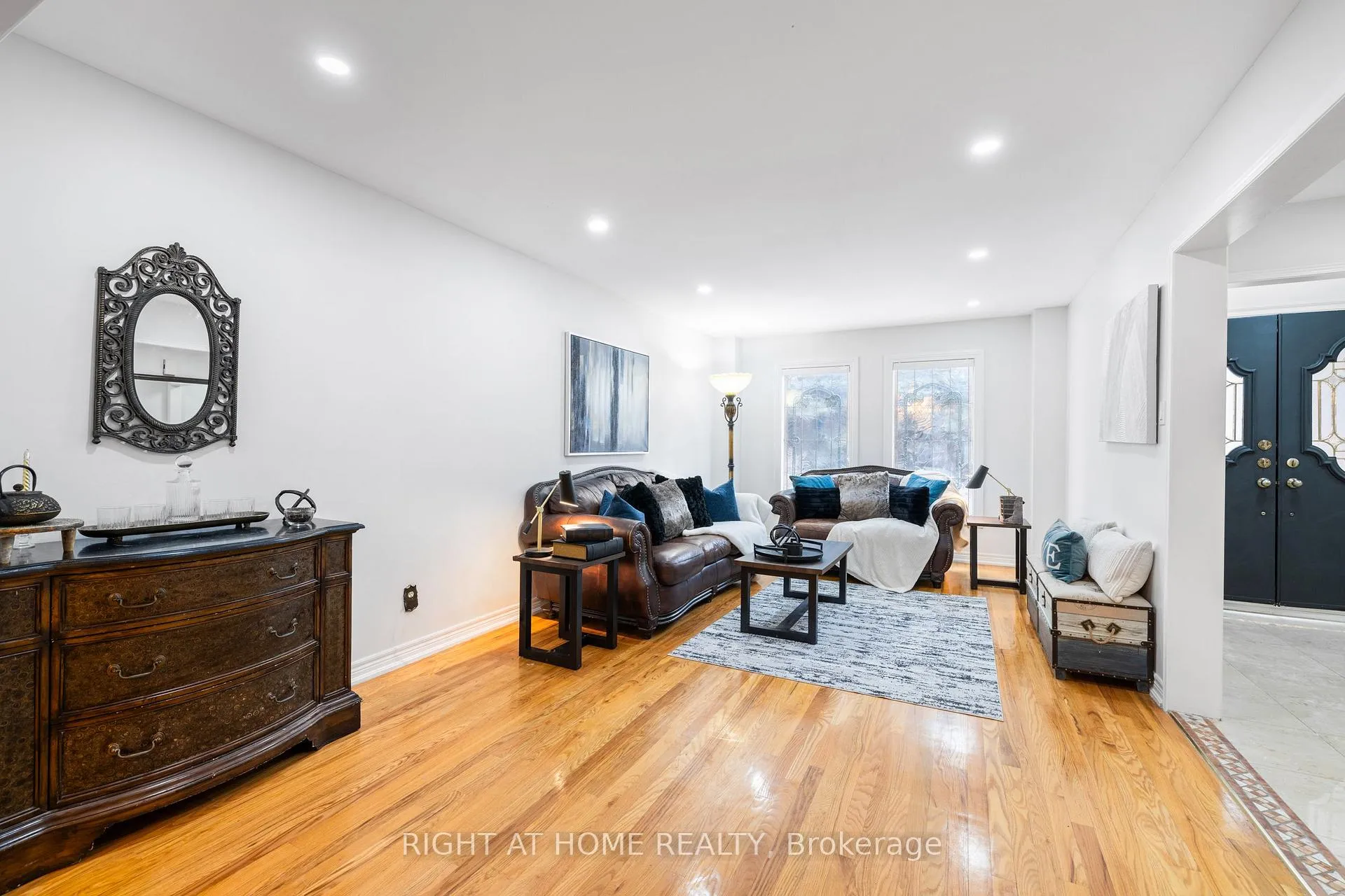 Photo 12 of 4469 Idlewilde Crescent, Mississauga, Central Erin Mills — HOMEH