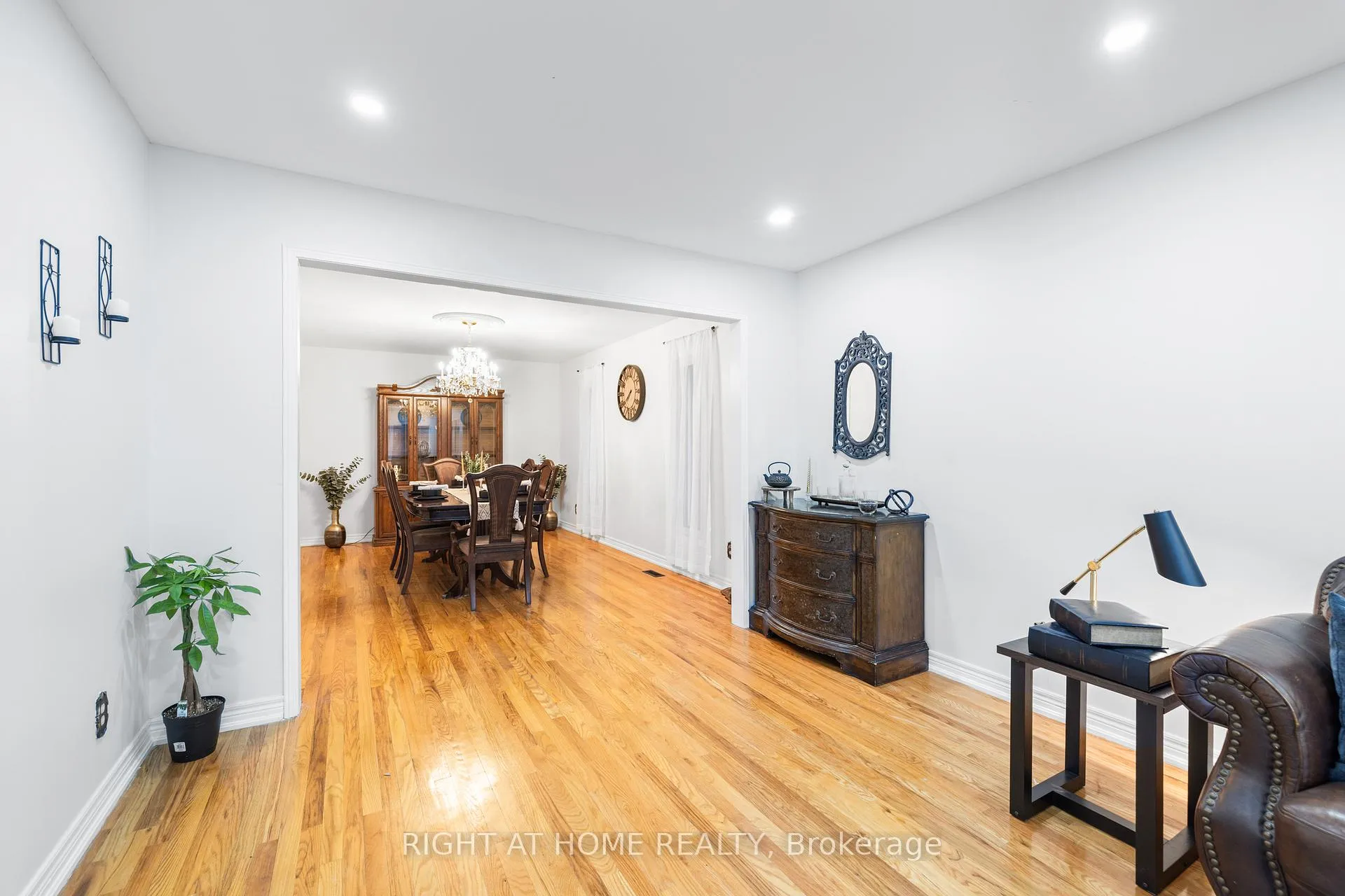 Photo 14 of 4469 Idlewilde Crescent, Mississauga, Central Erin Mills — HOMEH