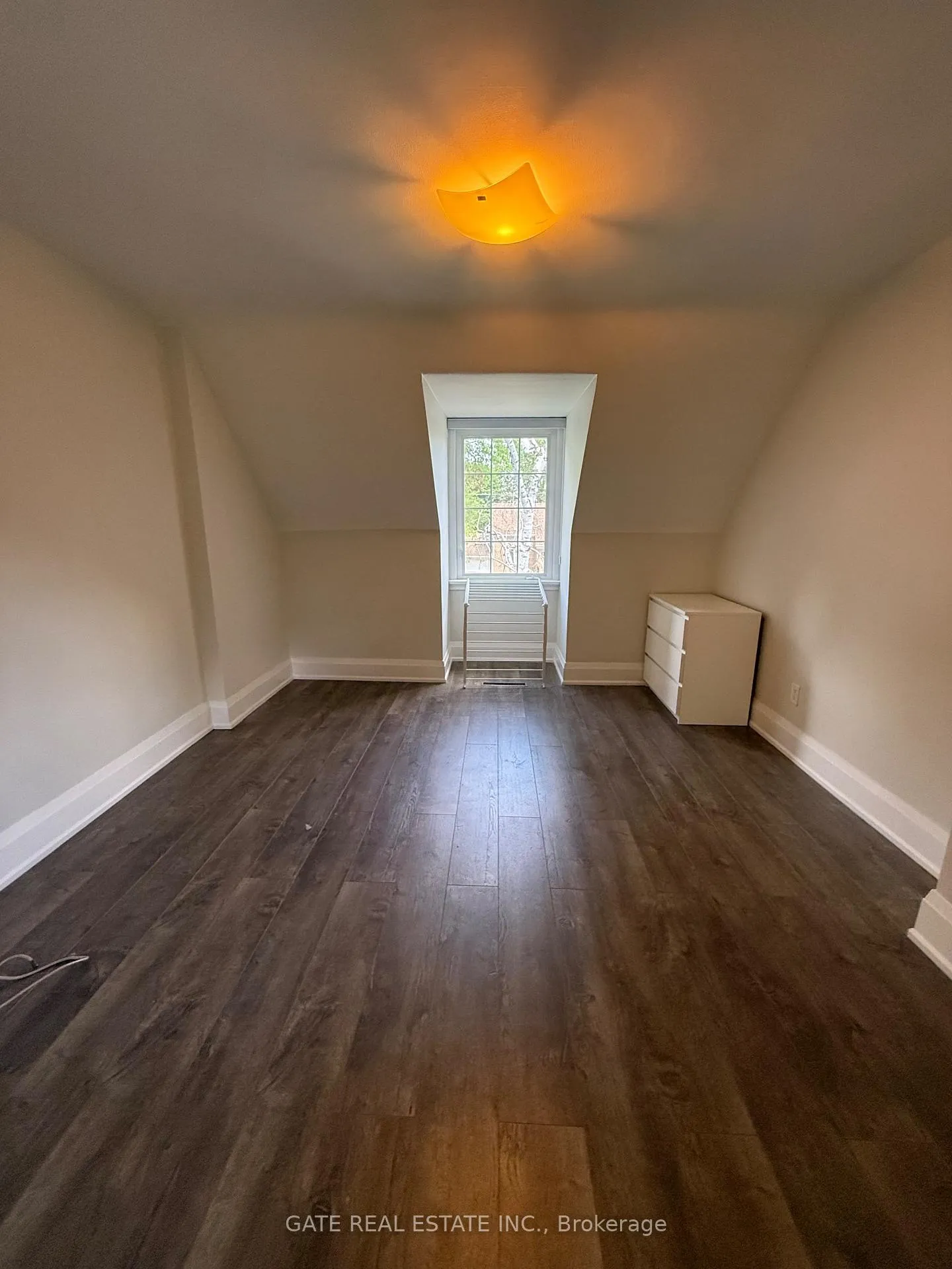 Photo 19 of 88 Lawrence Avenue, Richmond Hill, Crosby — HOMEH