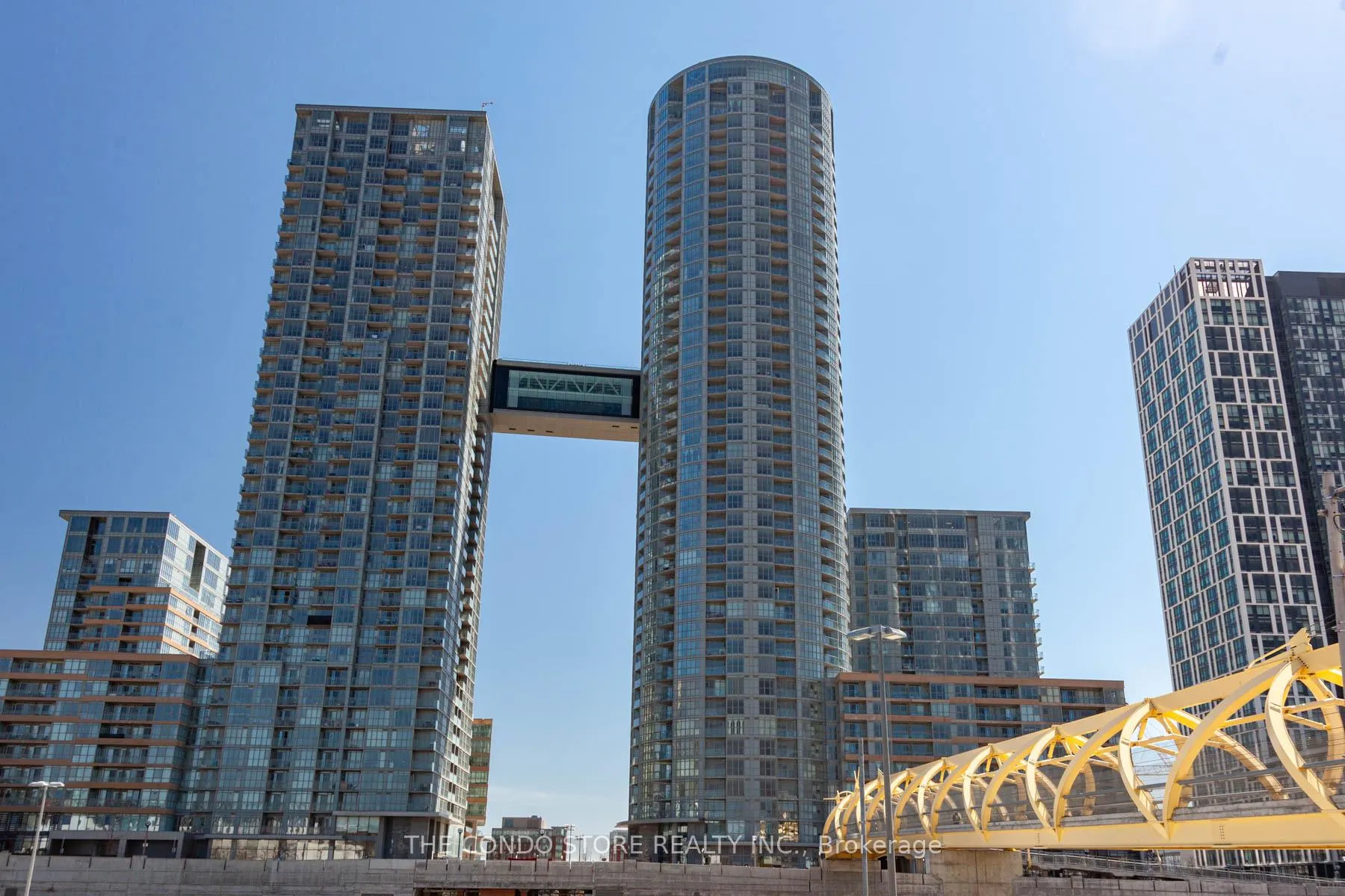 Photo 1 of Unit 533, 21 Iceboat Terrace, Toronto, Waterfront Communities — HOMEH