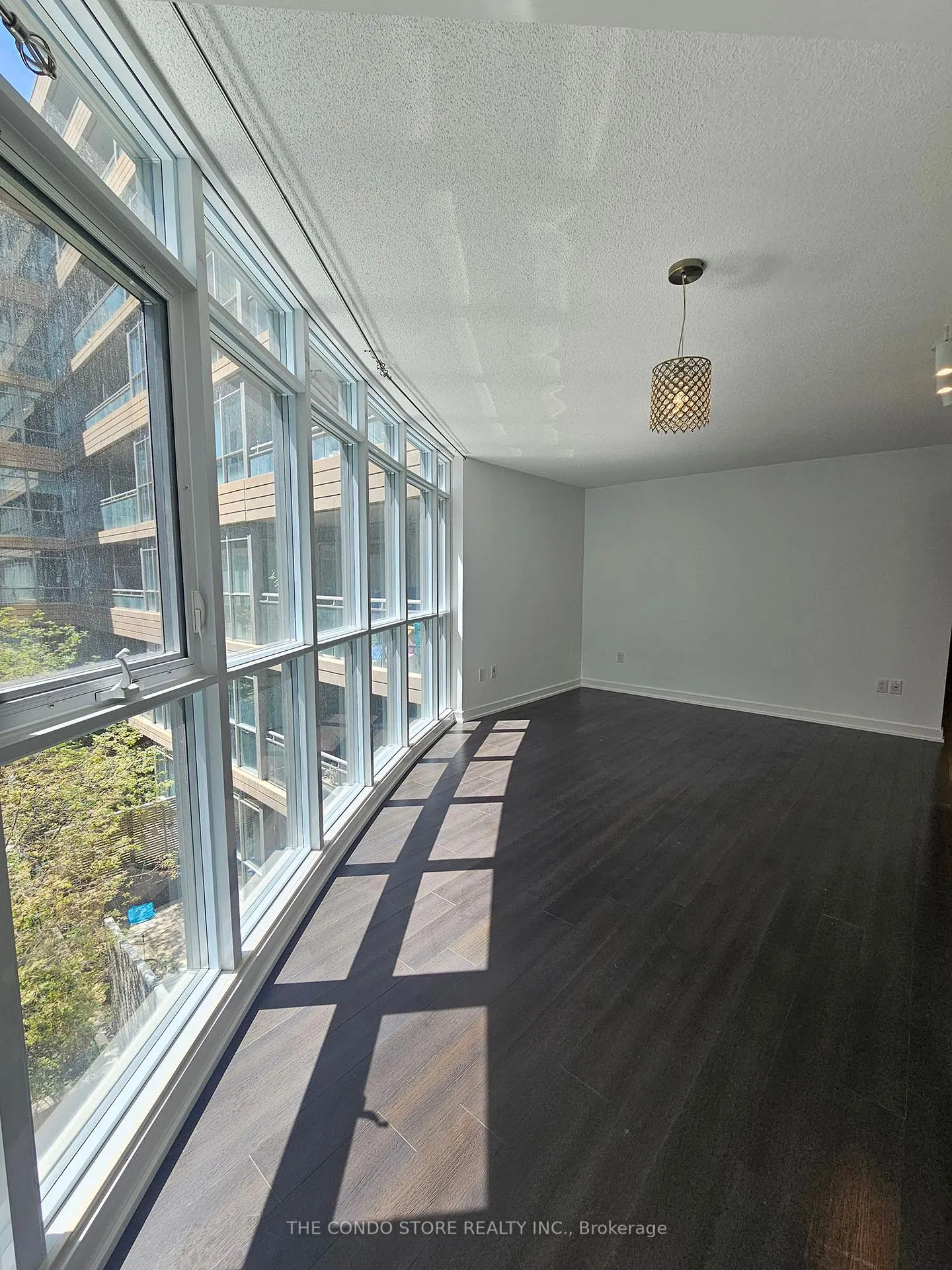 Photo 14 of Unit 533, 21 Iceboat Terrace, Toronto, Waterfront Communities — HOMEH