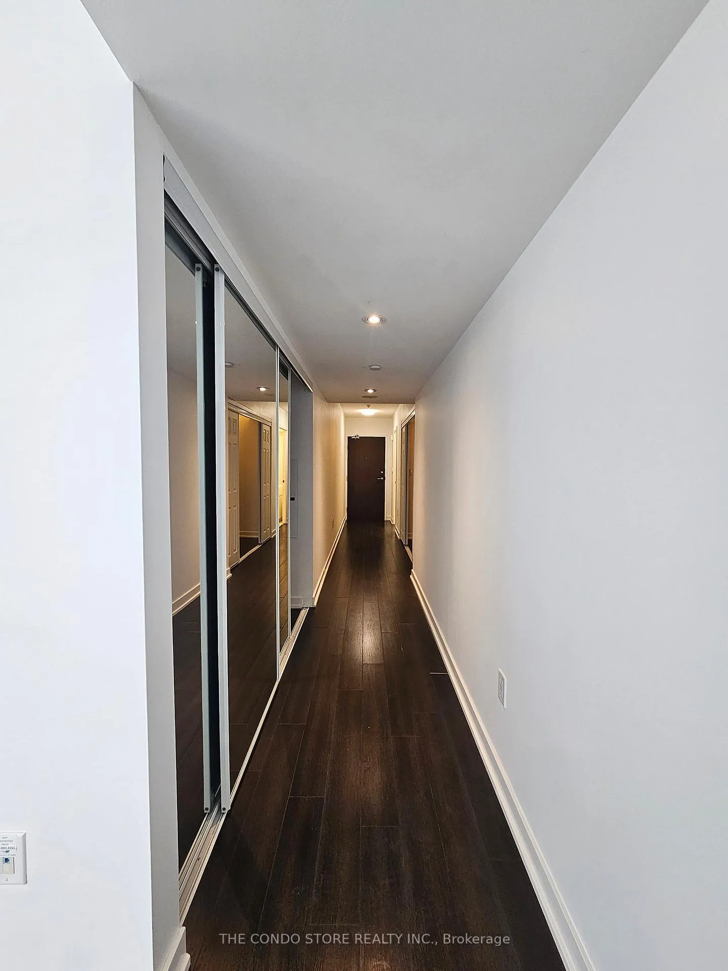 Photo 16 of Unit 533, 21 Iceboat Terrace, Toronto, Waterfront Communities — HOMEH