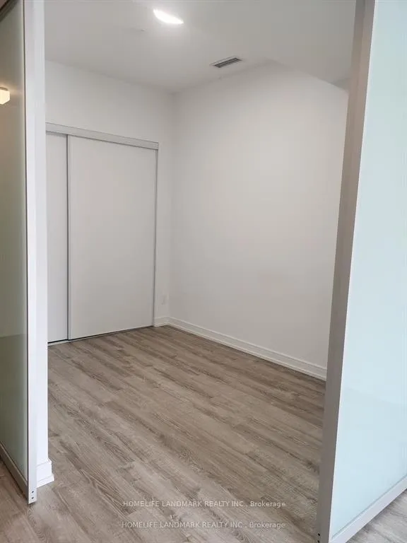 Photo 8 of Unit 406, 28 Wellesley Street E, Toronto, Church-Yonge Corridor — HOMEH