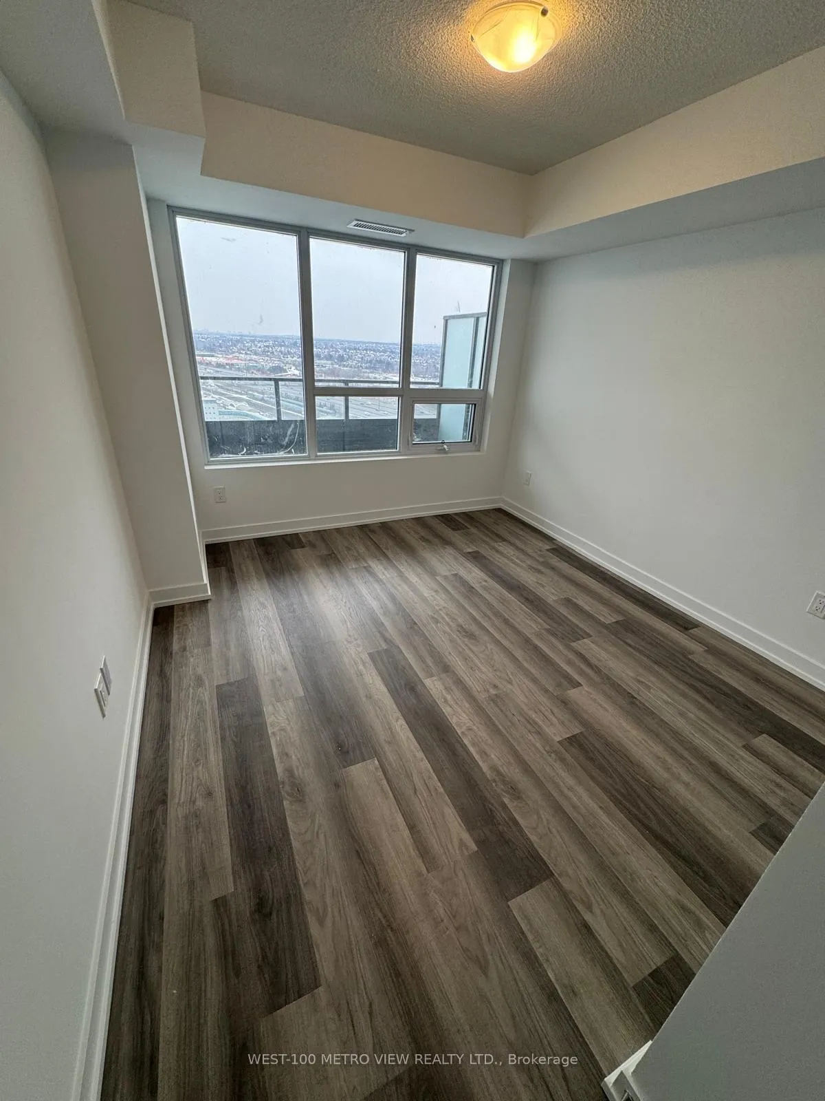 Photo 5 of Unit 2301, 1435 Celebration Drive, Pickering, Bay Ridges — HOMEH