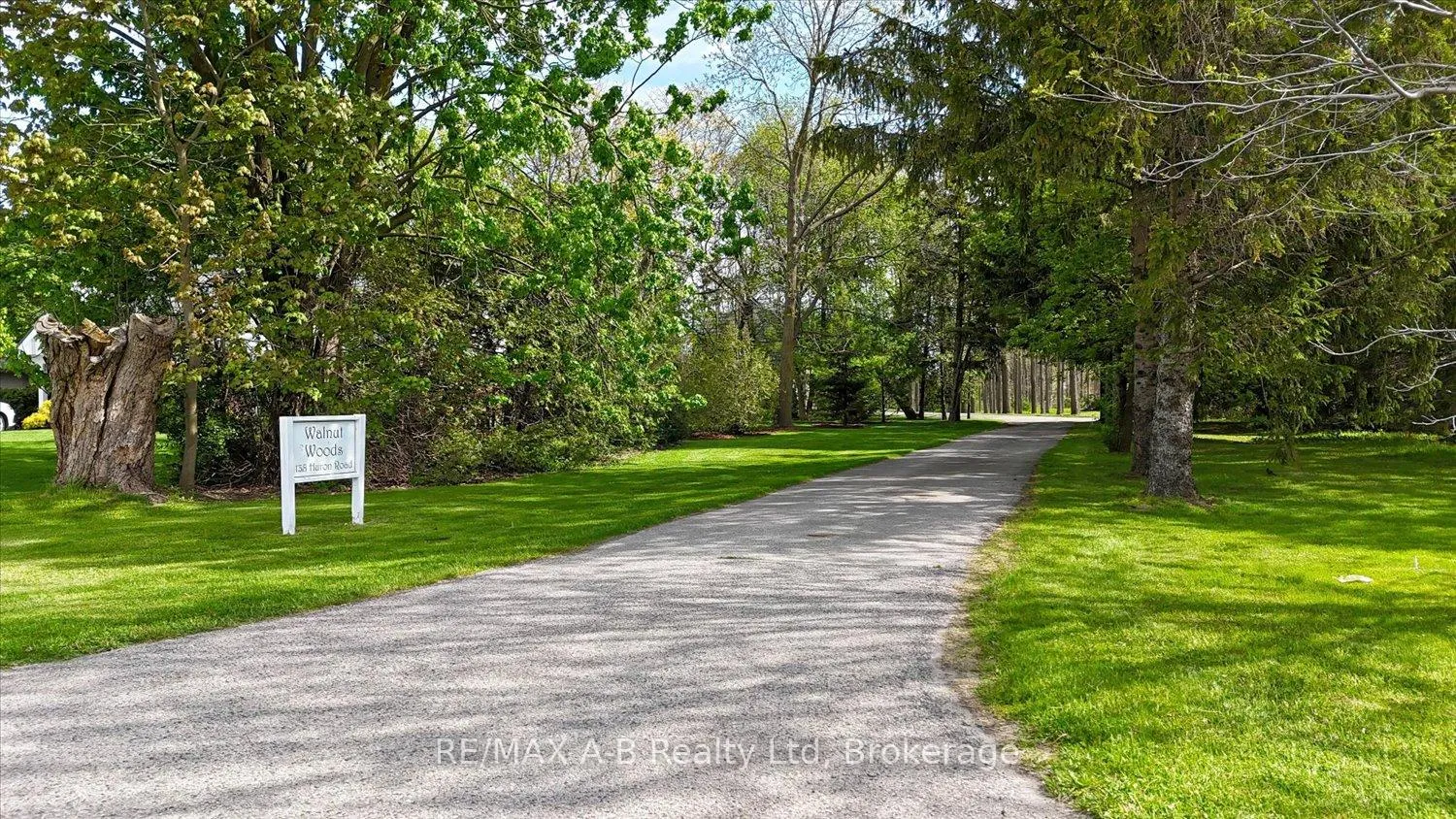 Photo 4 of 138 Huron Road, Perth South, Sebringville — HOMEH