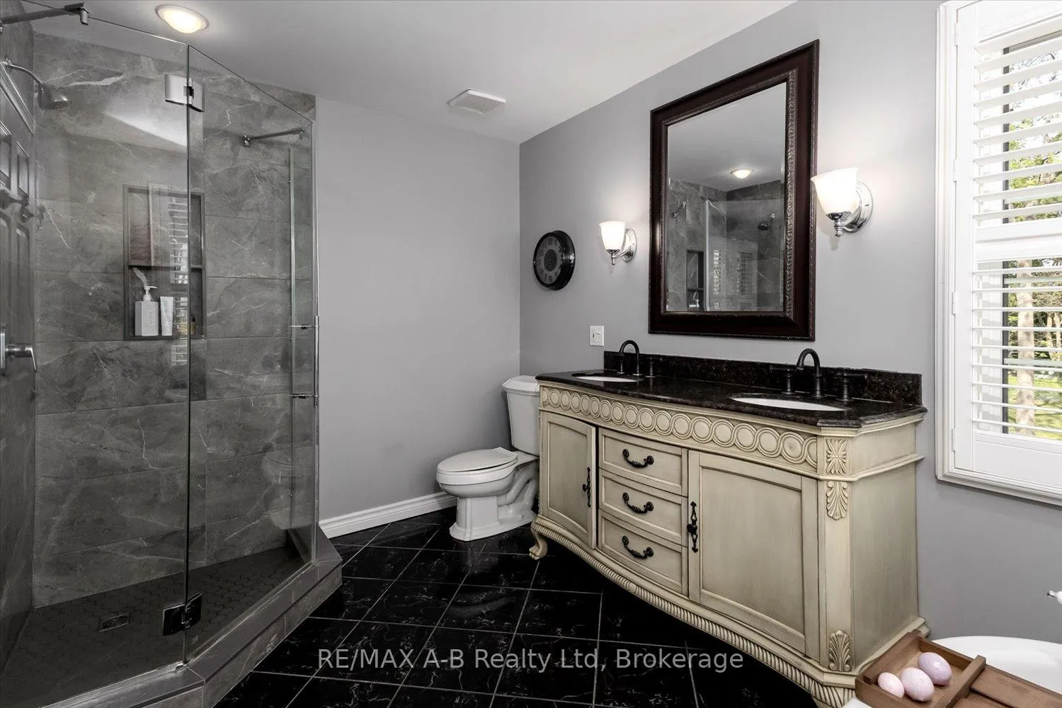 Photo 21 of 138 Huron Road, Perth South, Sebringville — HOMEH