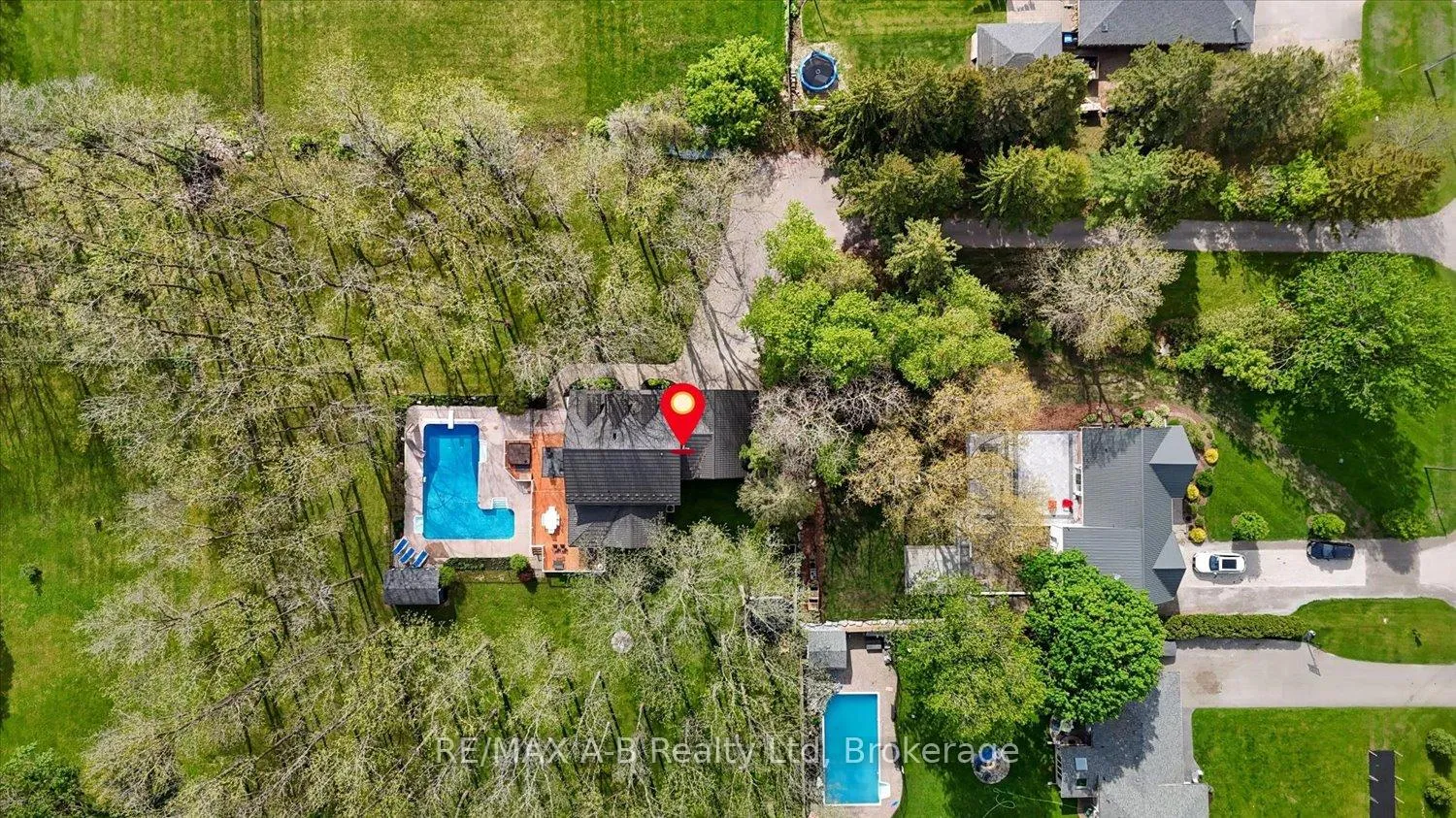Photo 30 of 138 Huron Road, Perth South, Sebringville — HOMEH