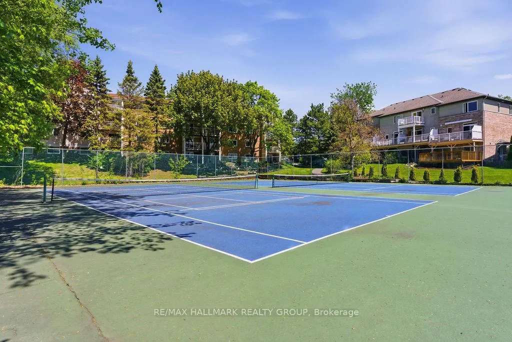 Photo 48 of 8 Pondside Private, Ottawa, Viscount Alexander Park — HOMEH