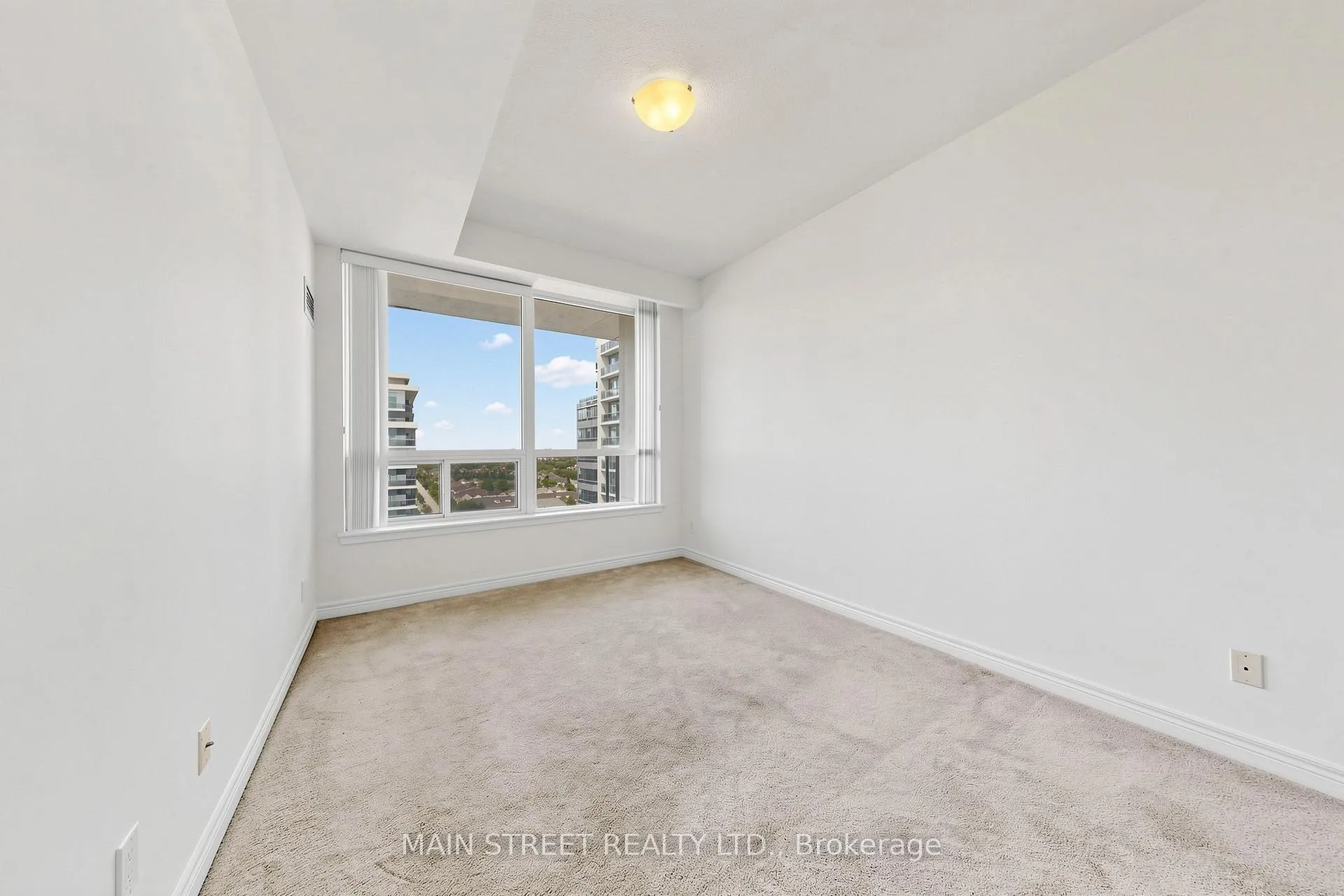 Photo 10 of Unit 1408, 60 Disera Drive, Vaughan, Beverley Glen — HOMEH
