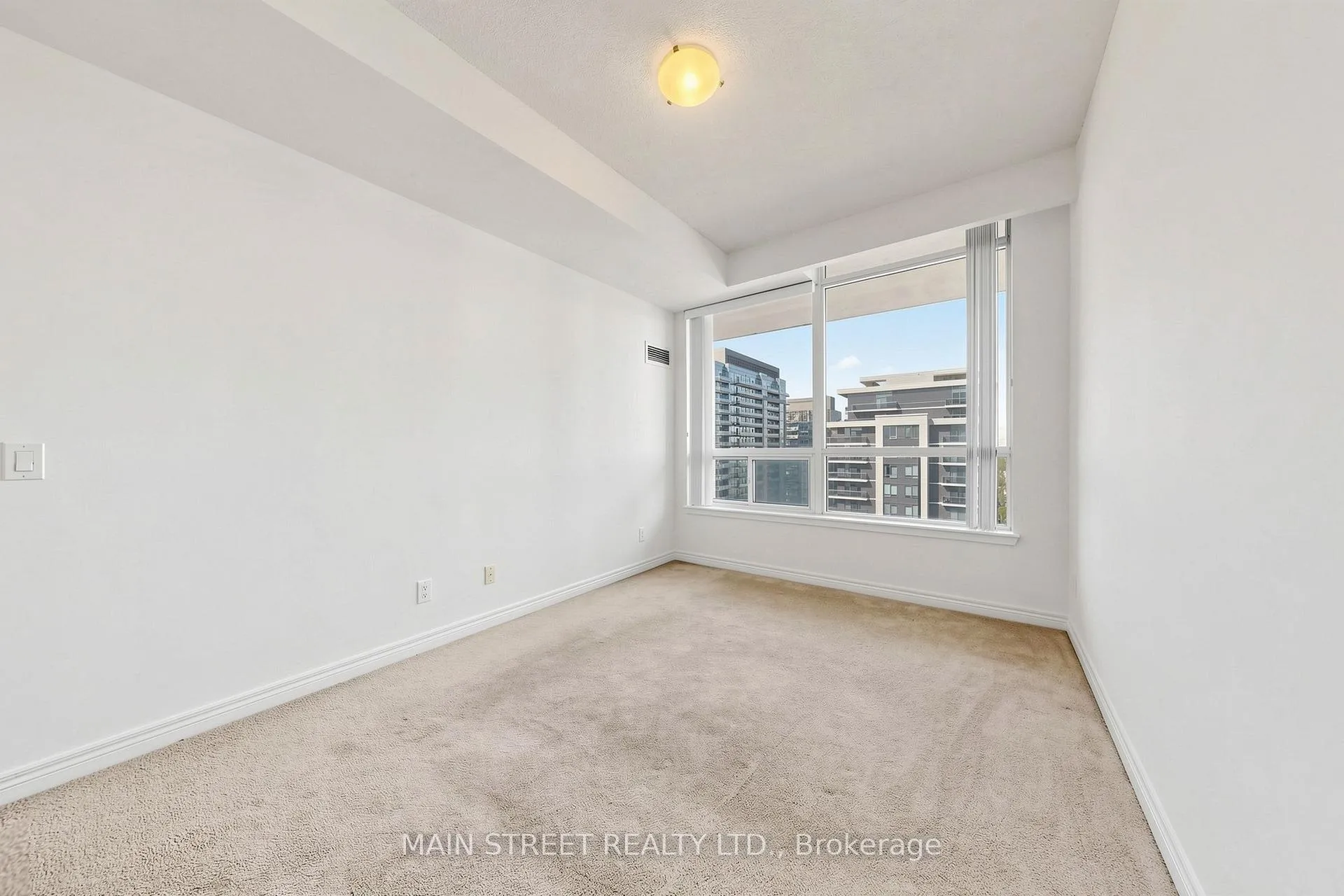 Photo 11 of Unit 1408, 60 Disera Drive, Vaughan, Beverley Glen — HOMEH