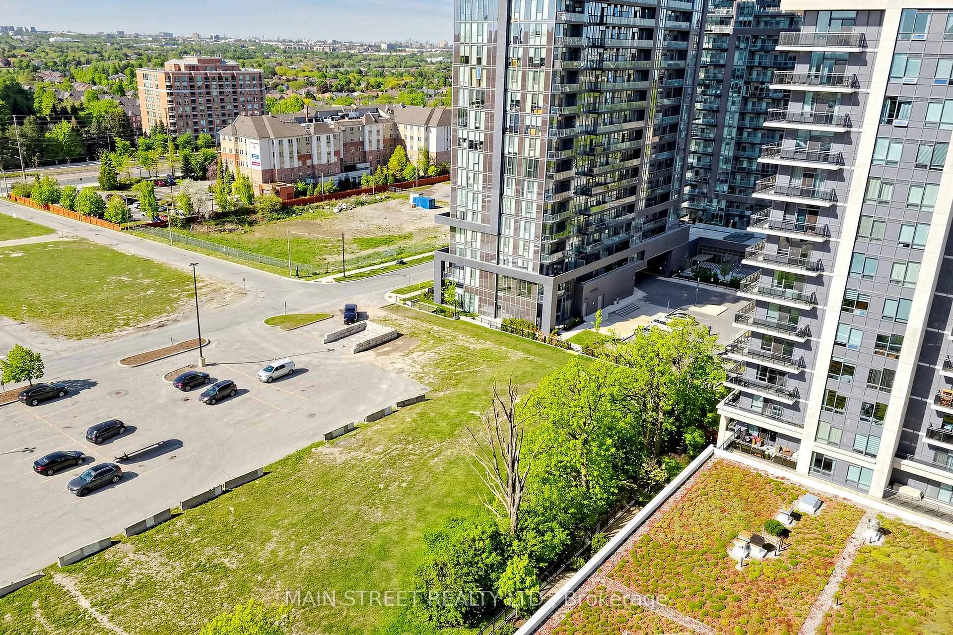 Photo 19 of Unit 1408, 60 Disera Drive, Vaughan, Beverley Glen — HOMEH