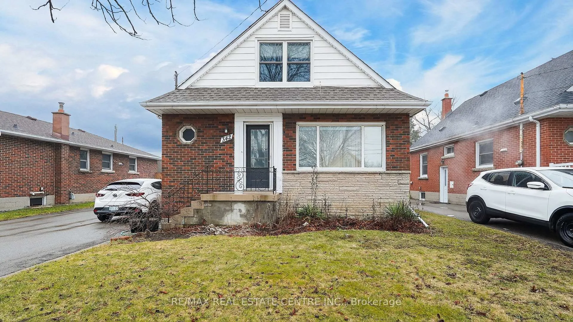 Front of 342 East 17th Street
