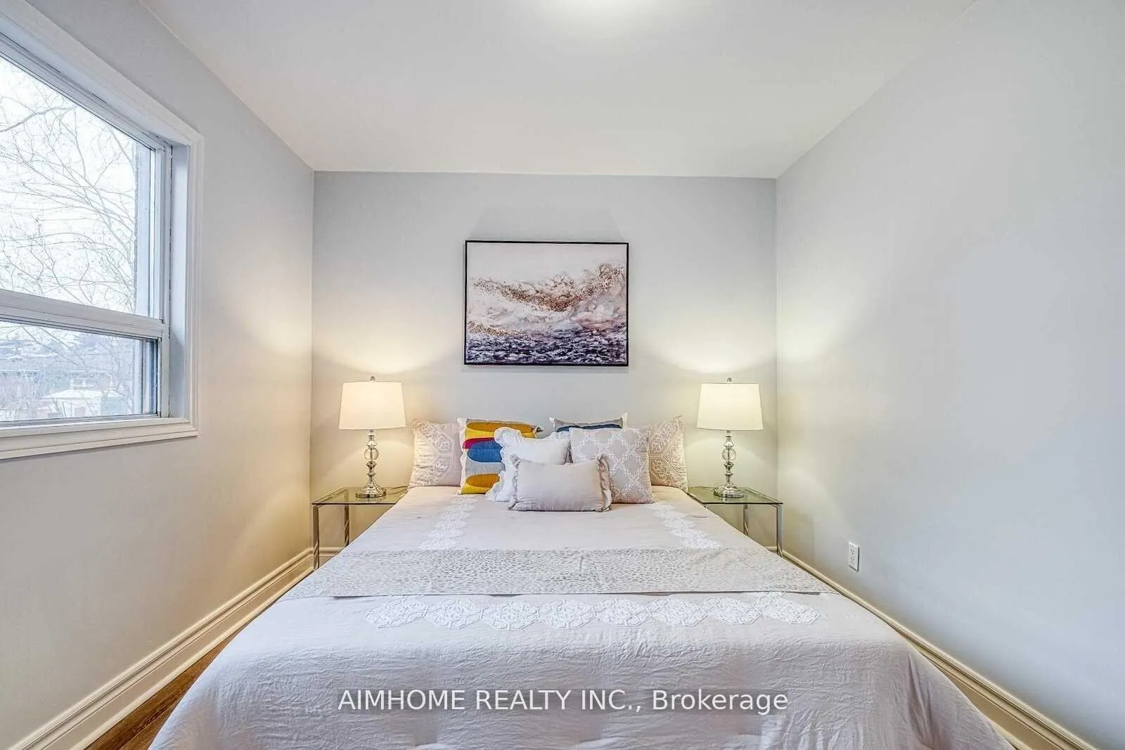 Photo 3 of 26 Frances Crescent, Scarborough, Agincourt South-Malvern West — HOMEH