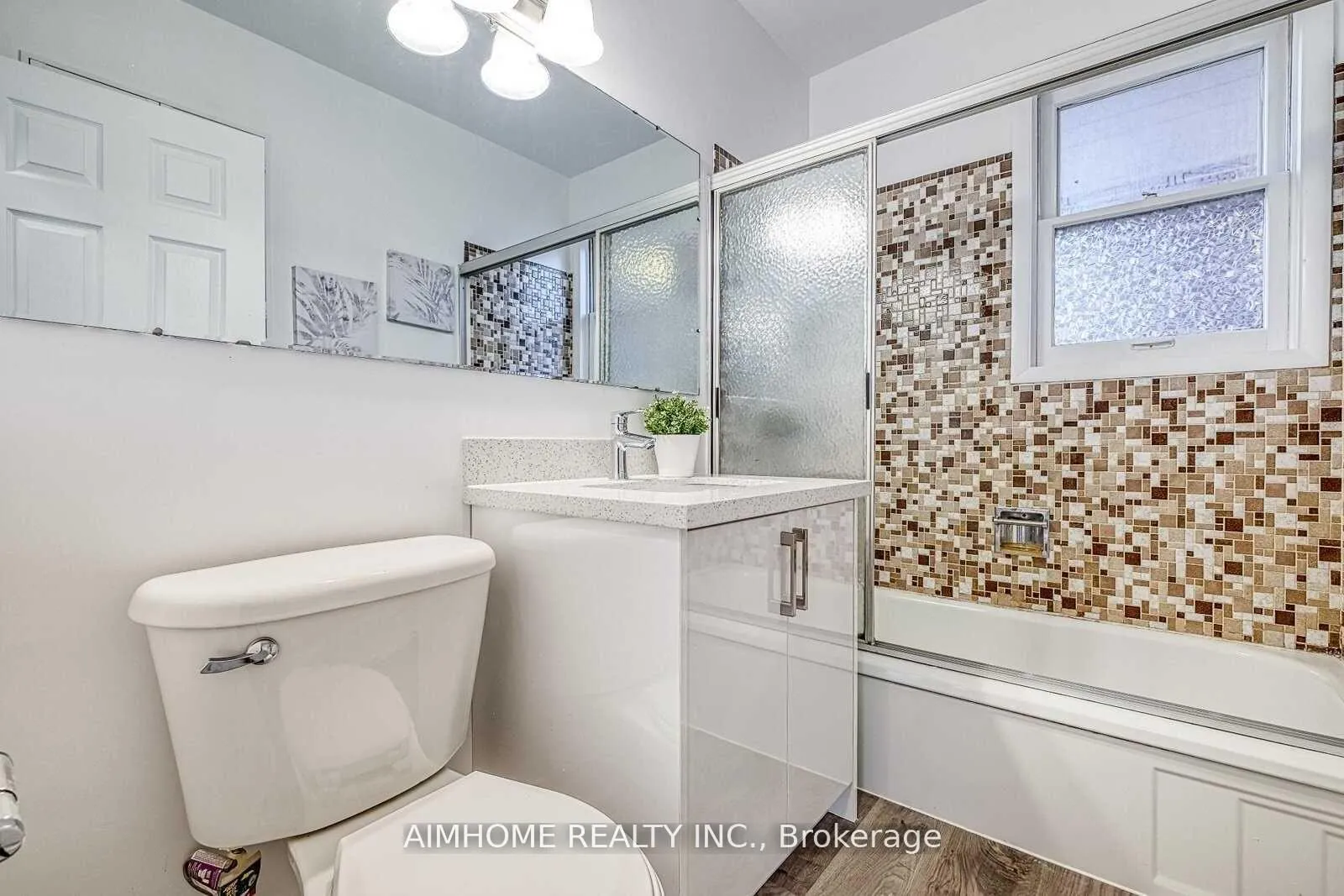 Photo 10 of 26 Frances Crescent, Scarborough, Agincourt South-Malvern West — HOMEH